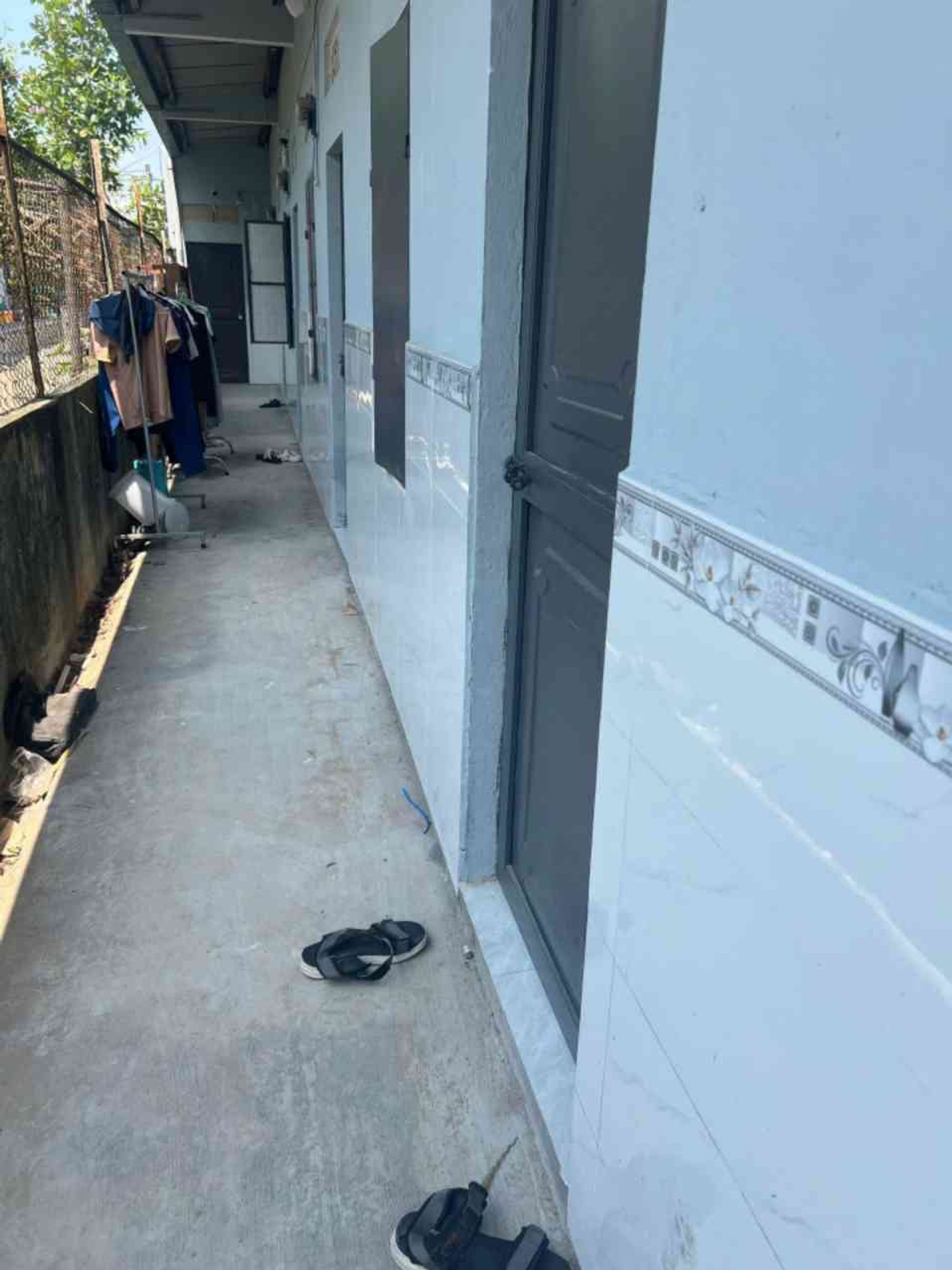 Cơ Hội Vàng Sở Hữu Dãy Trọ 6 Phòng Thu Nhập 150 Triệu/Năm Tại Đồng Kè