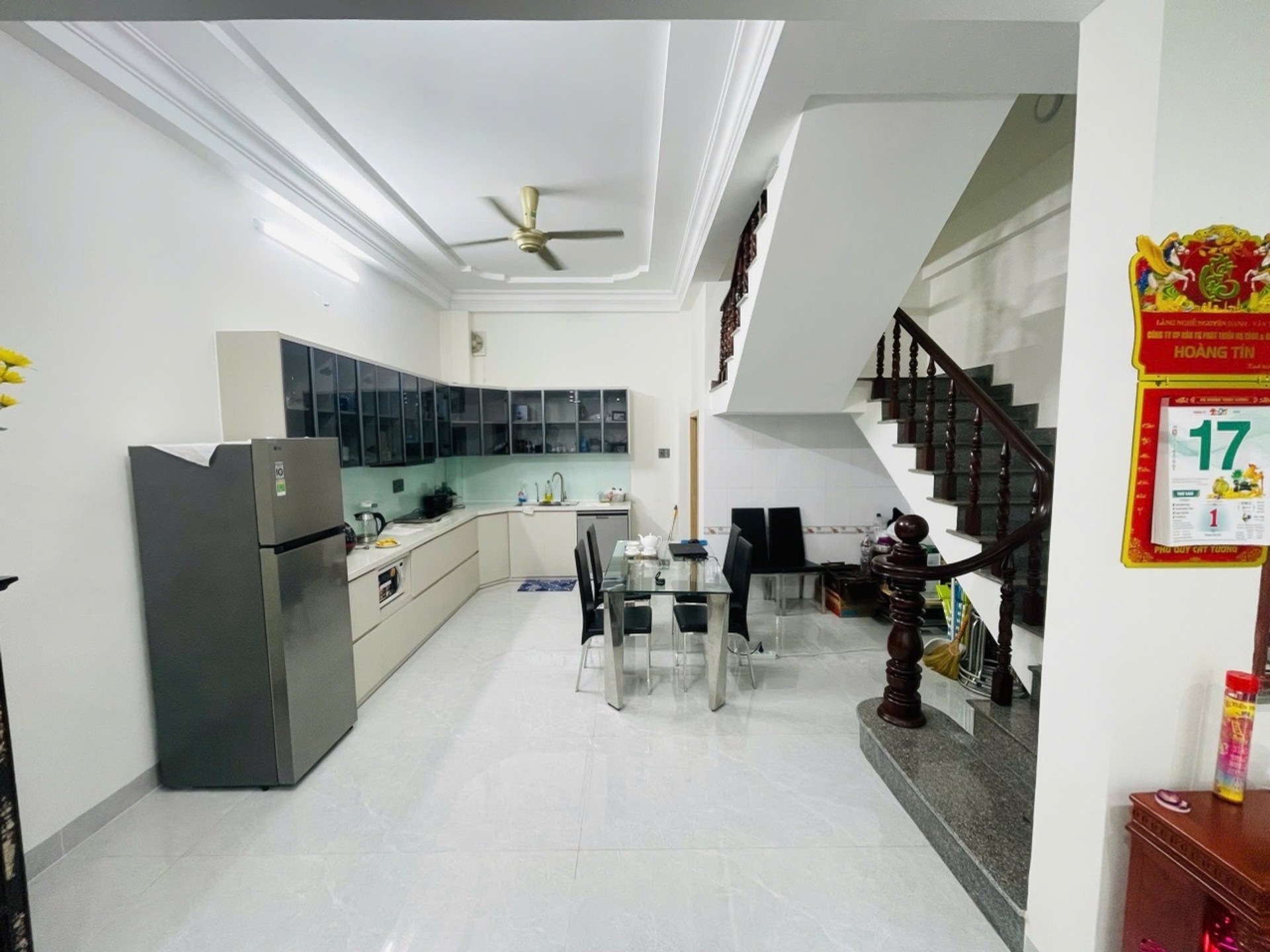Bán nhà 4 tầng 57.3m² hẻm ô tô Cửu Long, gần sân bay Tân Sơn Nhất