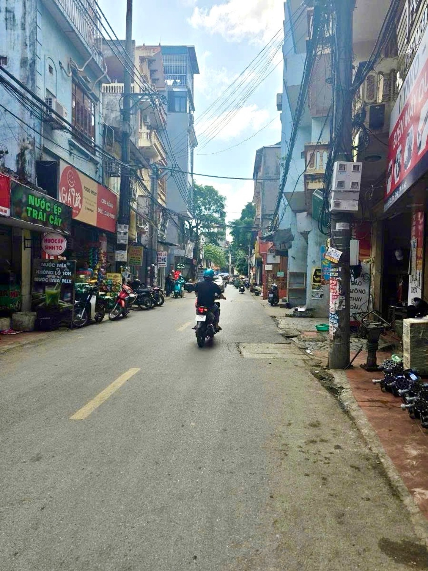 Bán nhà mặt phố Trần Cung, Kinh doanh đỉnh, DT 76m, 2 tầng, MT 4.4m, giá 20.7 tỉ. 0981.585455