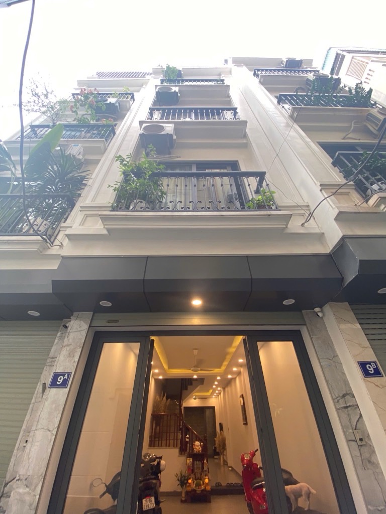 Bán nhà riêng 5 tầng 52m2 tại Phường Bồ Đề, Long Biên