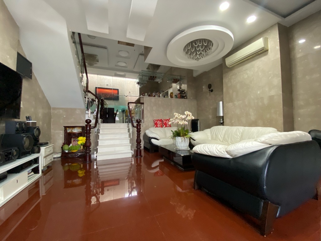 Bán nhà mặt phố Nguyễn An Ninh, 98m2, mặt tiền 6.6m - 4 tầng - 6PN - 24,5 tỷ
