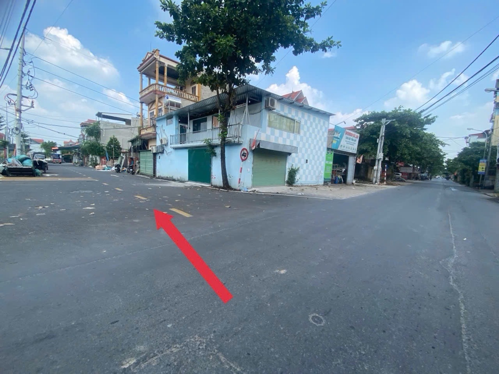 Bán đất mặt tiền rộng tại Quang Minh Mê Linh tiện kinh doanh
