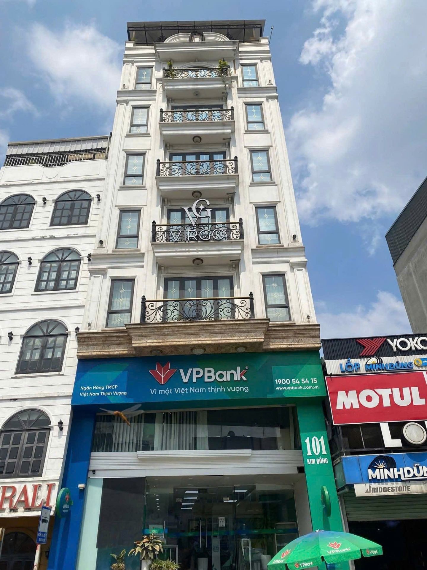 Bán toà nhà văn phòng 10 tầng tại phường Kim Đồng, diện tích 112.5m2, pháp lý đầy đủ