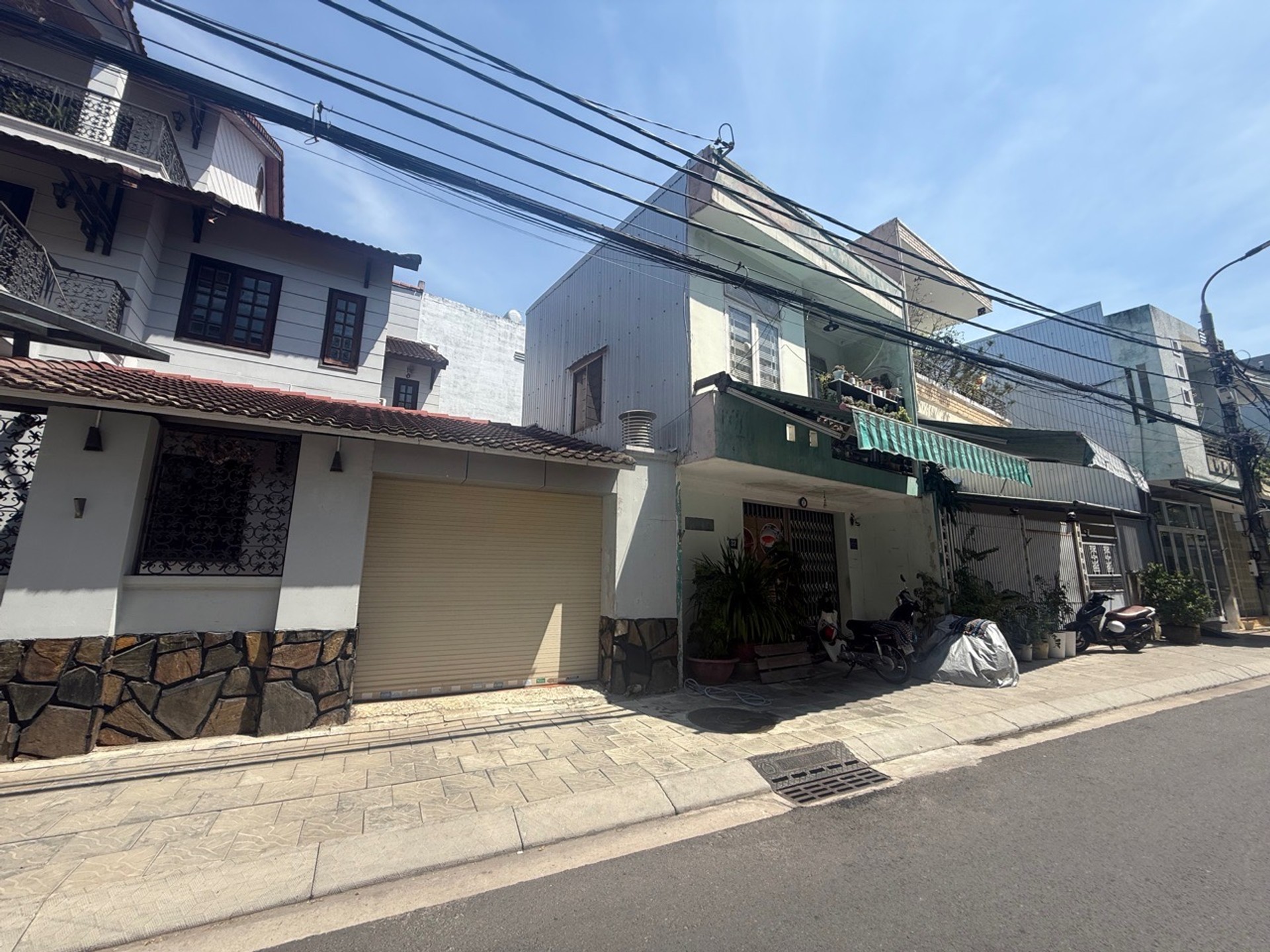 Bán nhà mặt phố tại Thanh Hải, diện tích 74m², pháp lý cơ sở, giá 11,7 tỷ