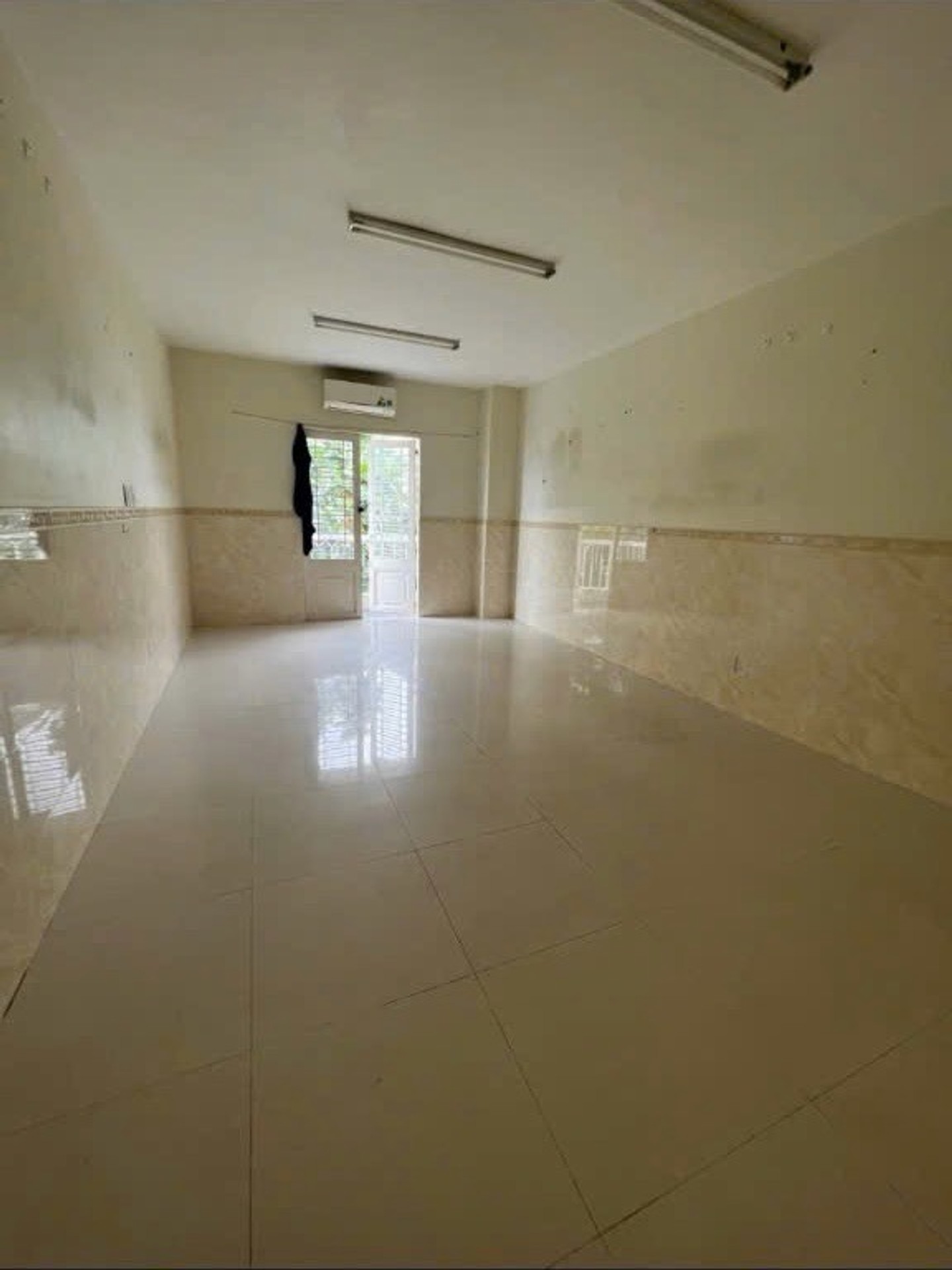 Nhà mặt tiền khu Vip Cao Lỗ Quận 8, cạnh Parc Mall, thông Tạ Quang Bửu, 4x20m, 4 tầng, giá 13.x tỷ