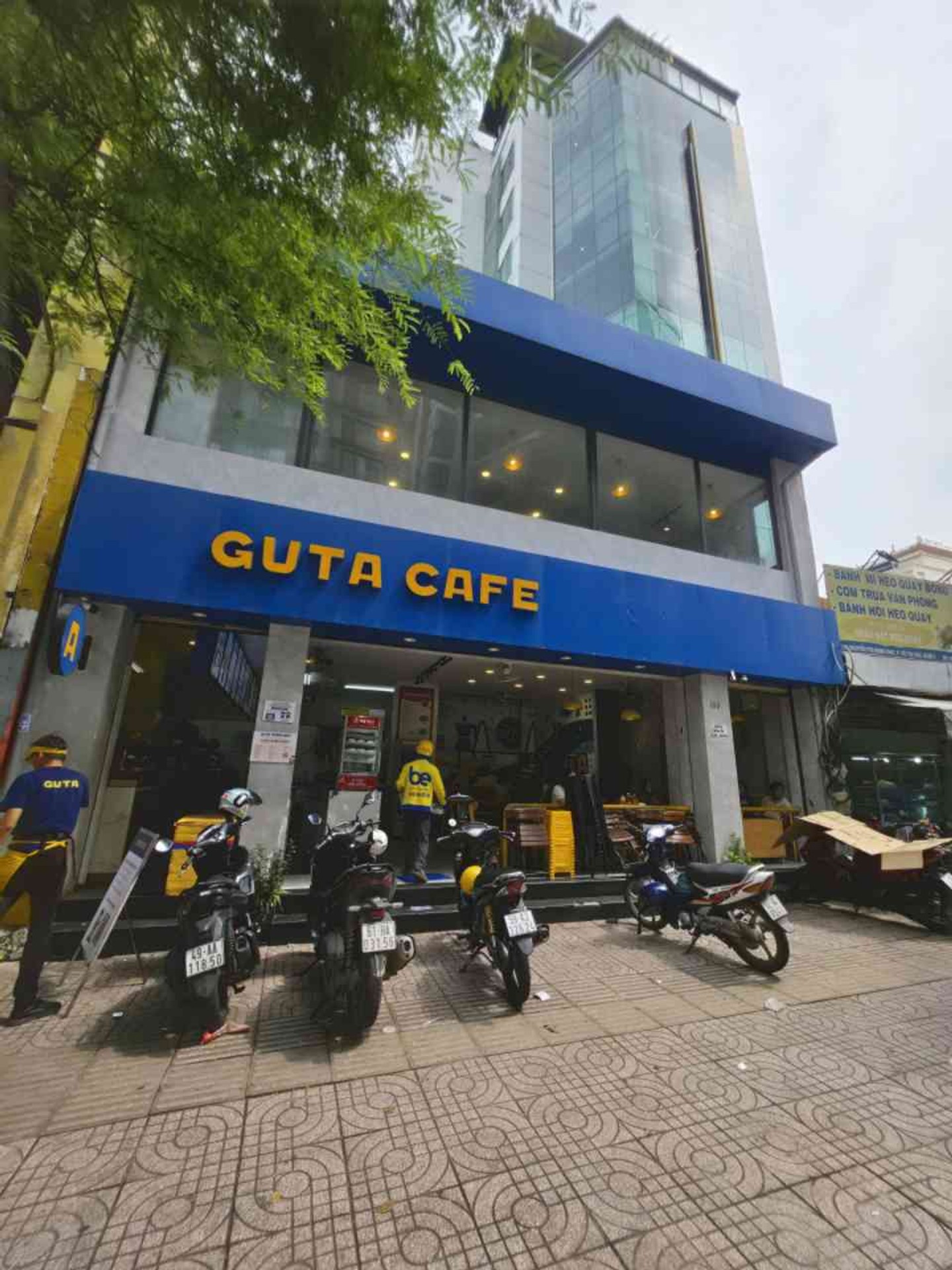 Bán nhà mặt phố Q3, 2 tầng 233.9m2,mặt tiền 14.2m