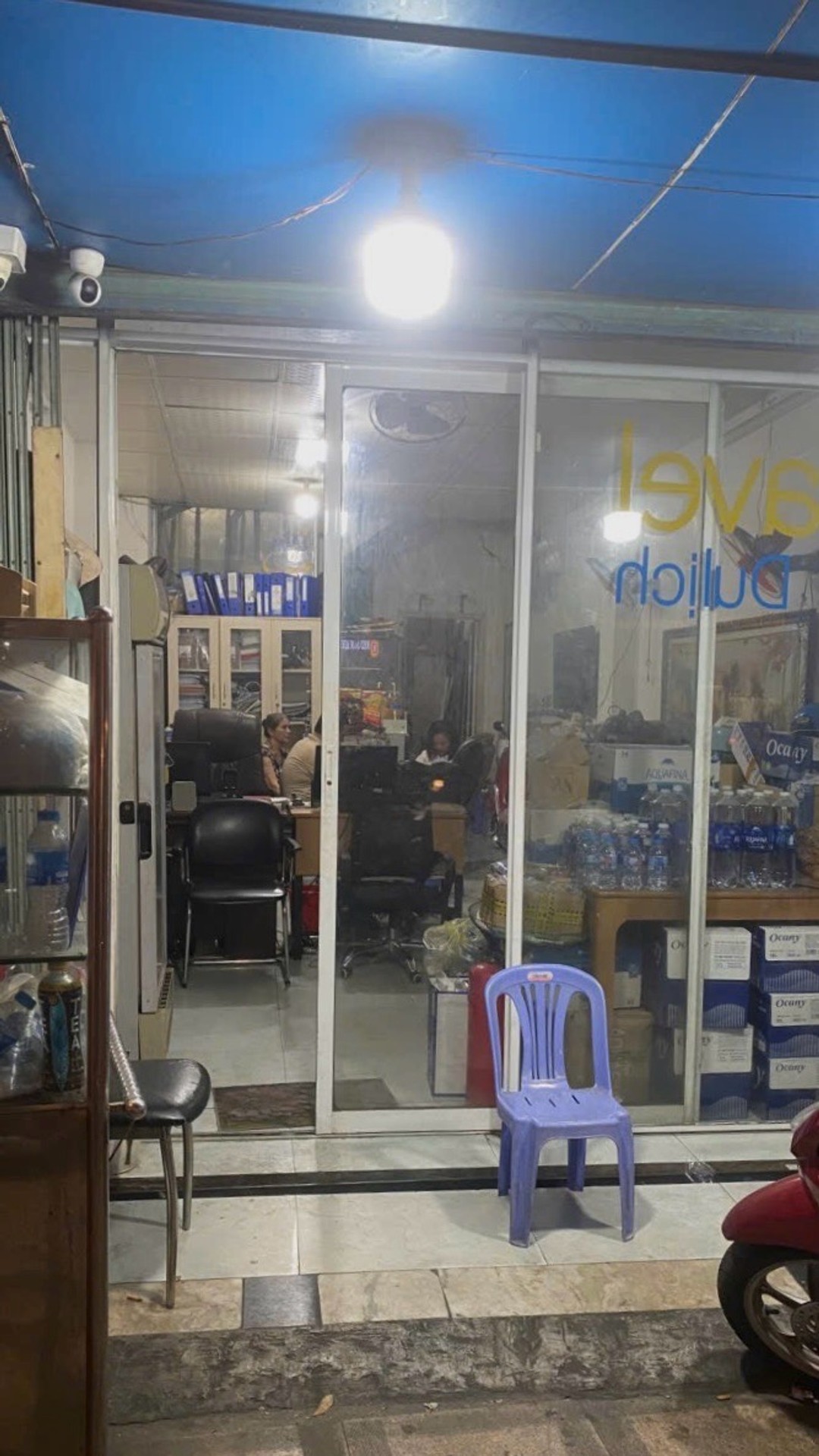Nhà mặt phố 5 tầng gần sân bay Tân Bình, diện tích 55,5m2