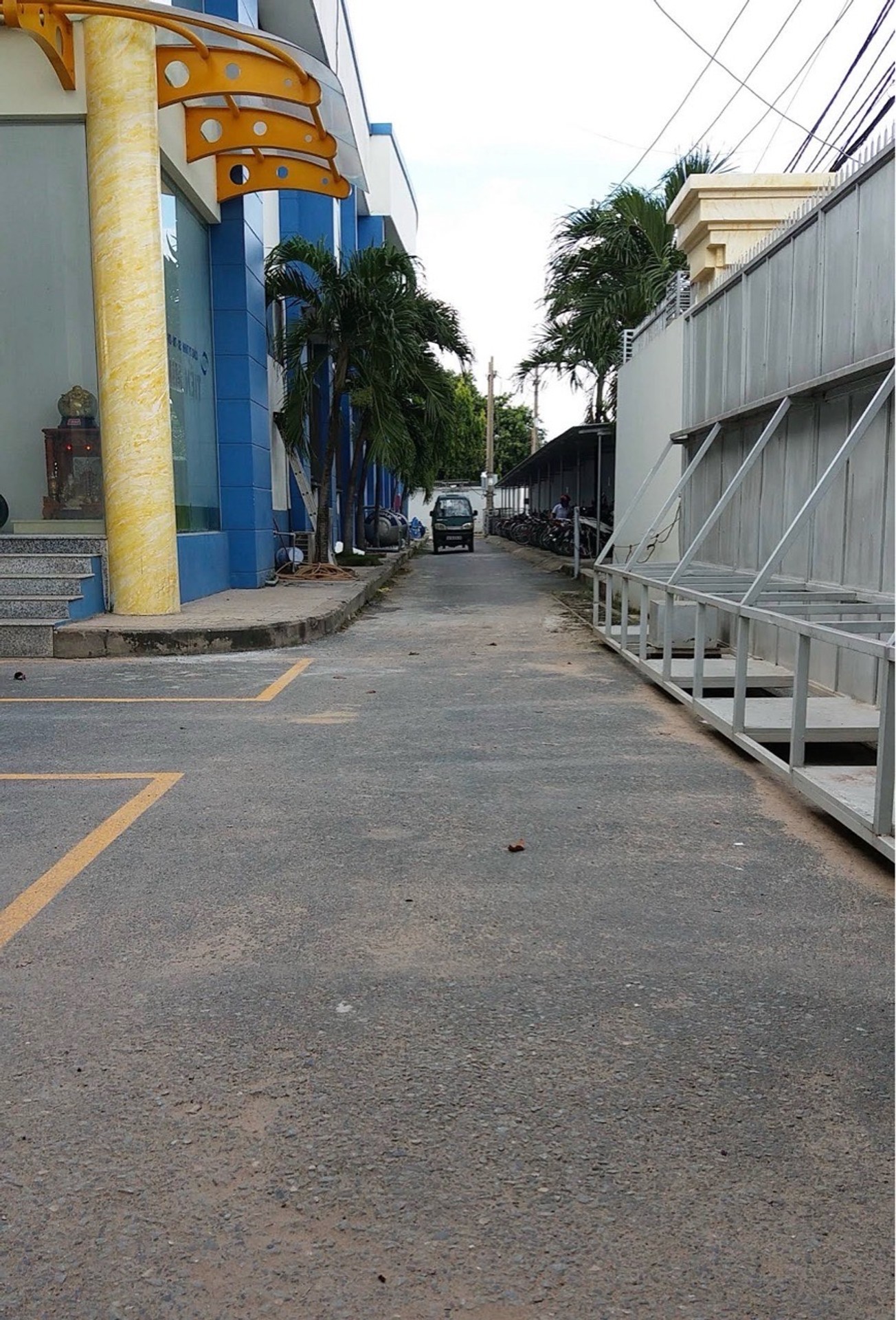 Bán nhà xưởng 2 tầng, Lê Văn Khương, diện tích 4561m2 tại khu công nghiệp Quang Trung