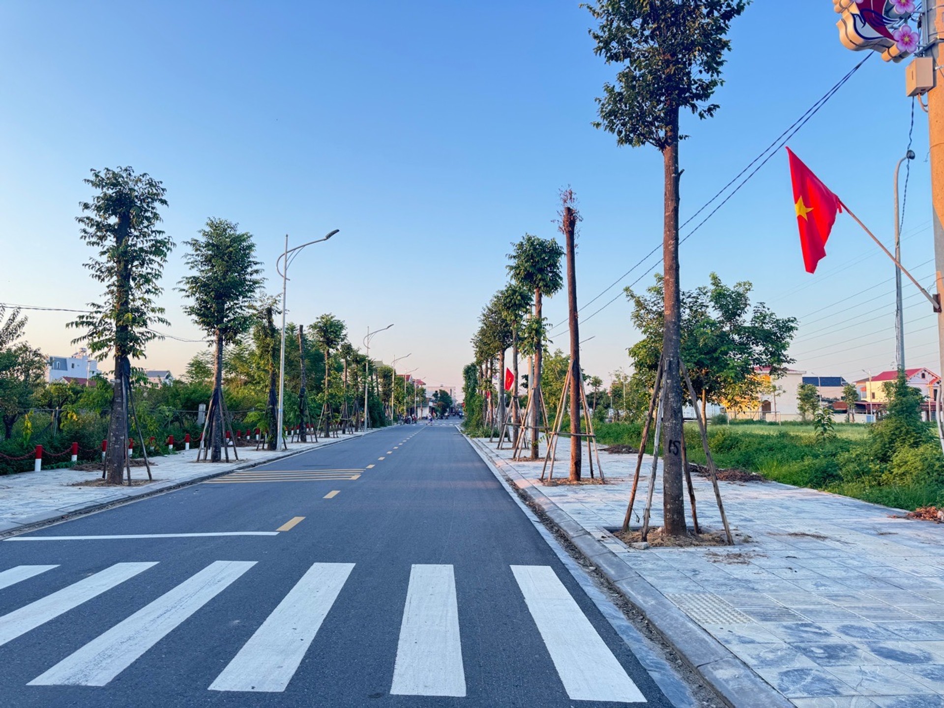 🏡 CHÍNH CHỦ GỬI BÁN TẠI ĐÌNH TRUNG(XUÂN NỘN) - THƯ LÂM - HÀ NỘI
📐 Diện tích: 40m² full thổ cư