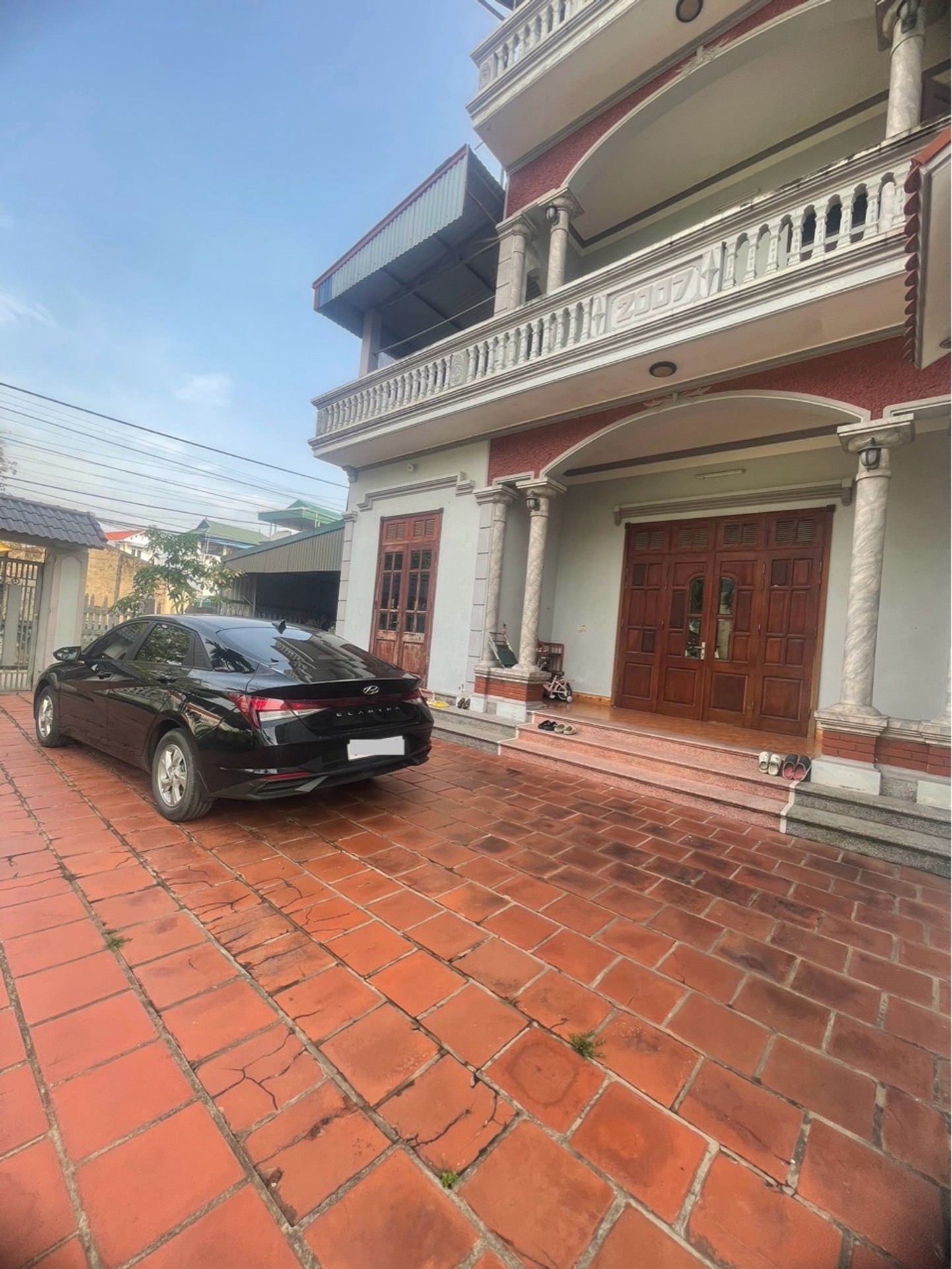 252,4M² + NHÀ 3 TẦNG – LÔ GÓC THANH LÂM -MÊ LINH
🚗 Ô tô tránh, vào tận nhà – 2 mặt ngõ thoáng.