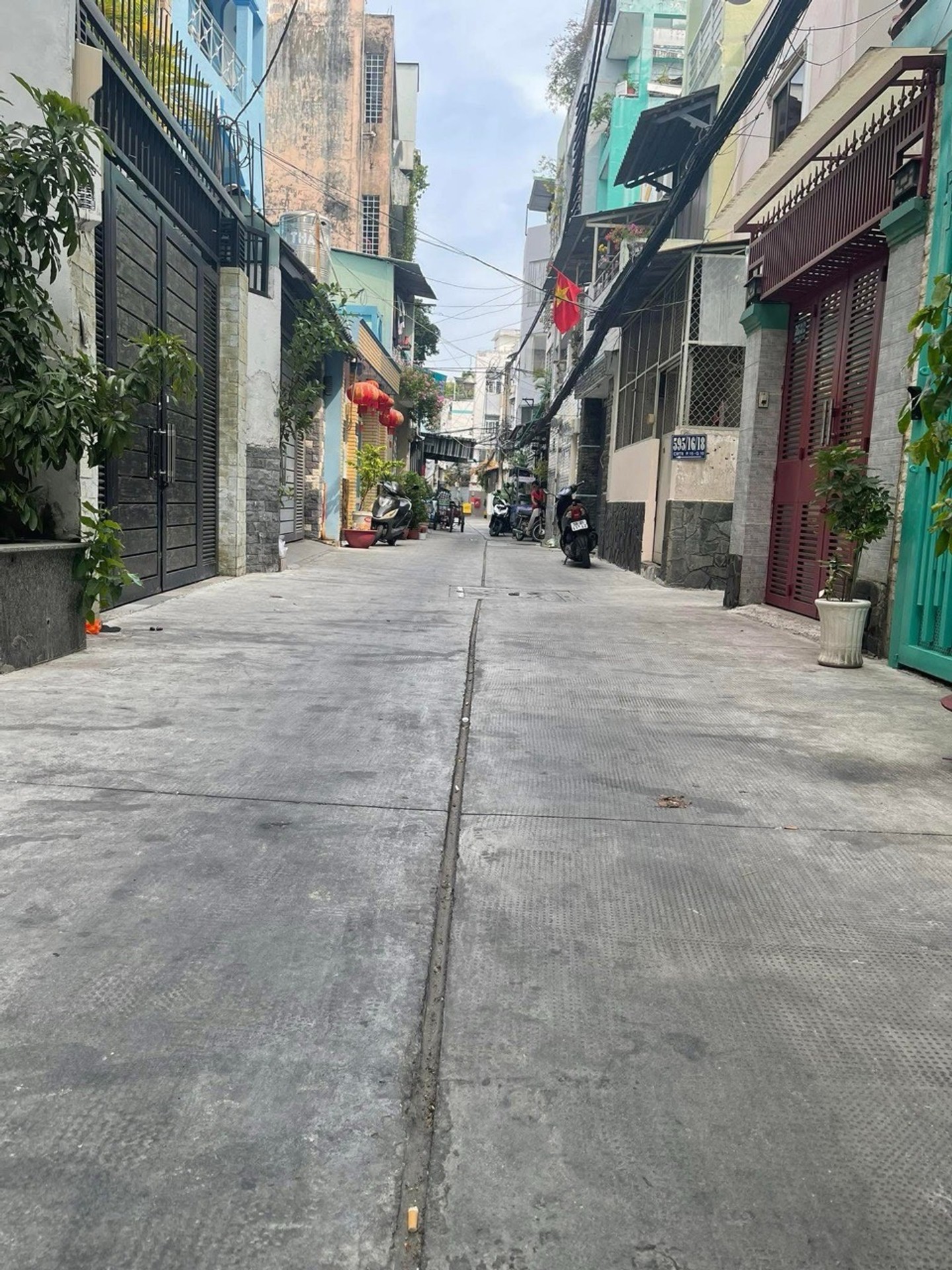 Nhà 2 mặt tiền 4 tầng 5PN trung tâm Quận 10 giá 6.5 tỷ