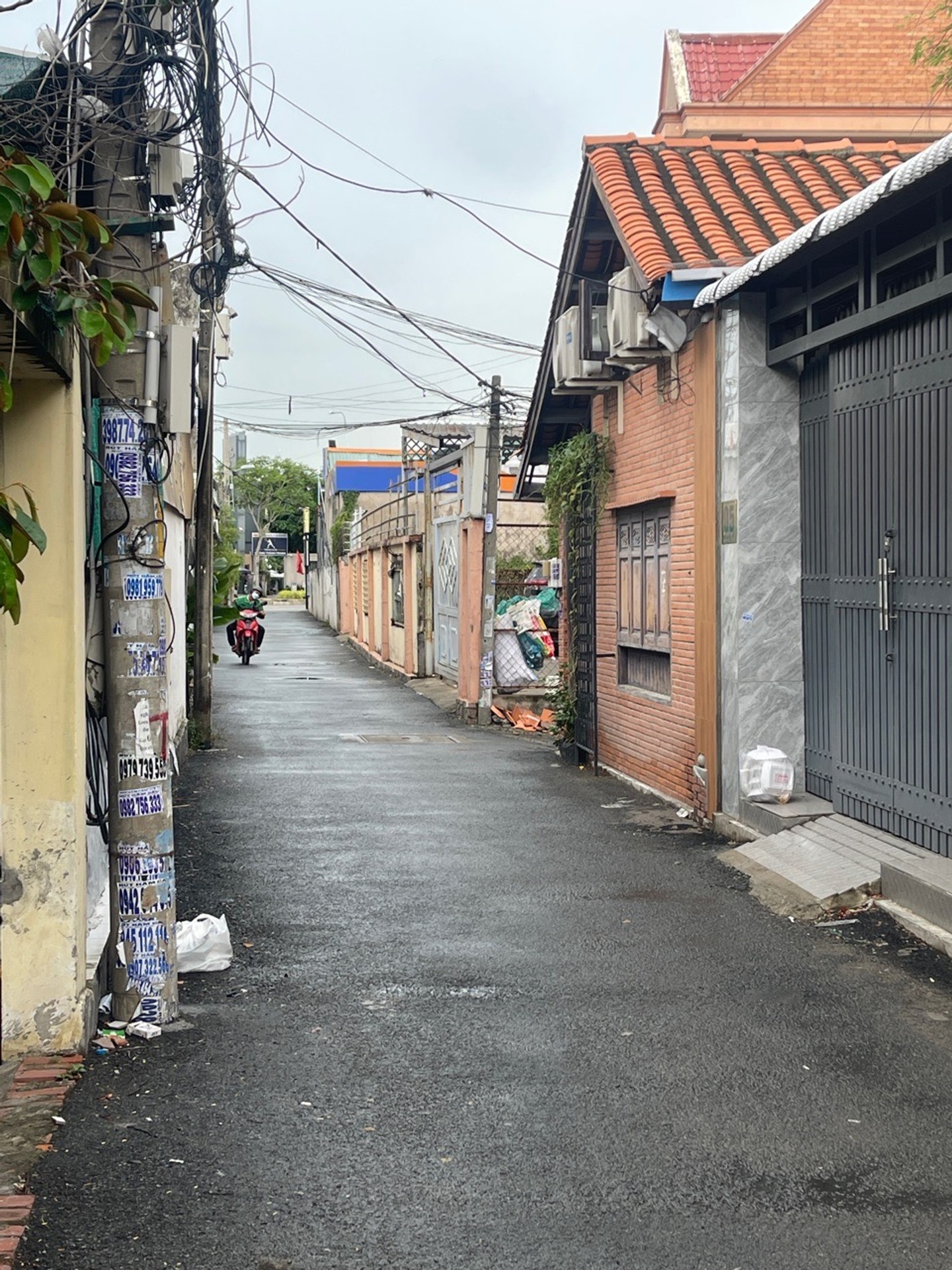 Nhà đẹp Trần Não Quận 2, hẻm xe hơi, giá siêu ưu đãi