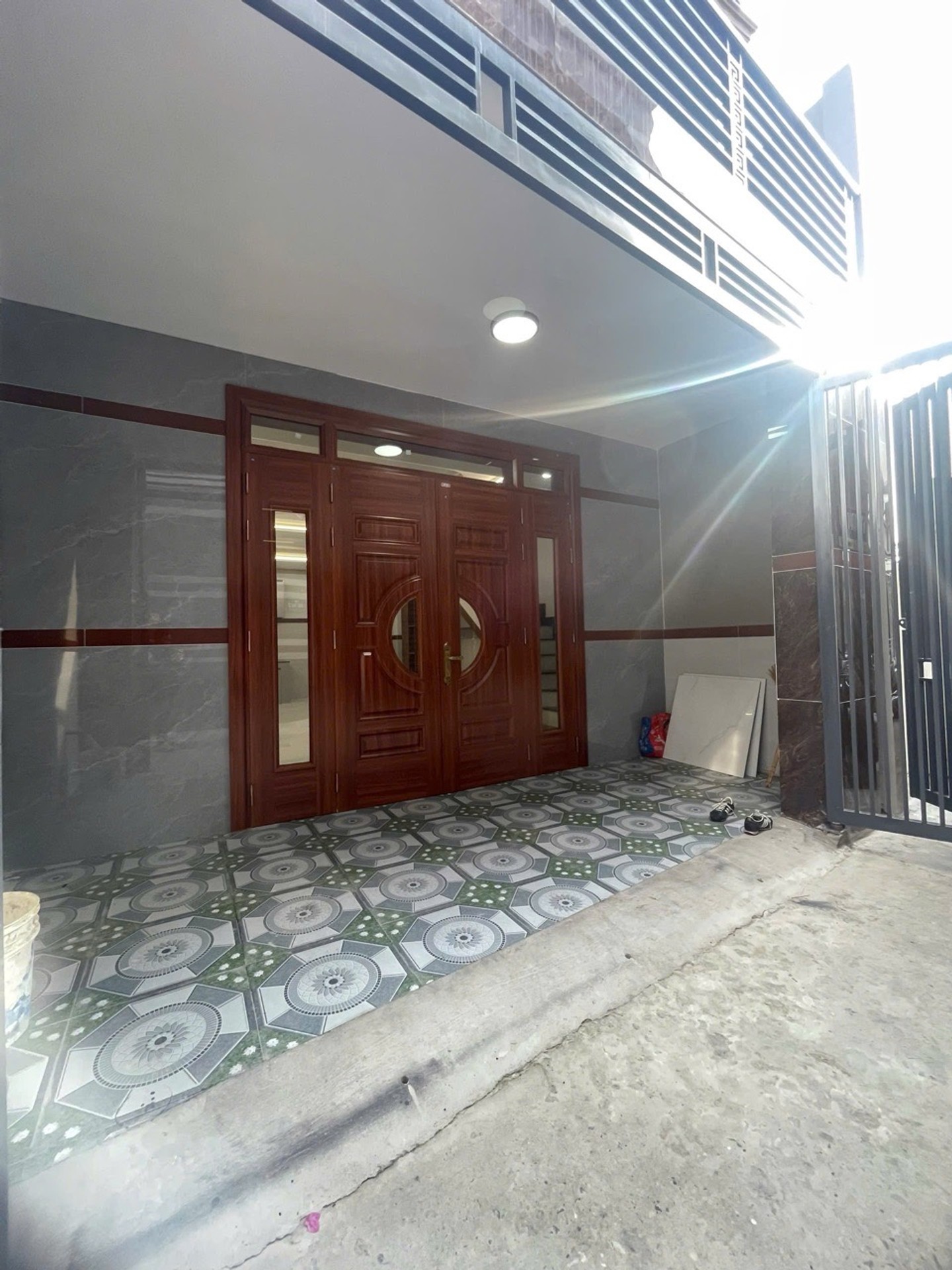 Bán nhà riêng 2 tầng, 43m2, 3PN, hẻm xe hơi tại Dĩ An, pháp lý rõ ràng