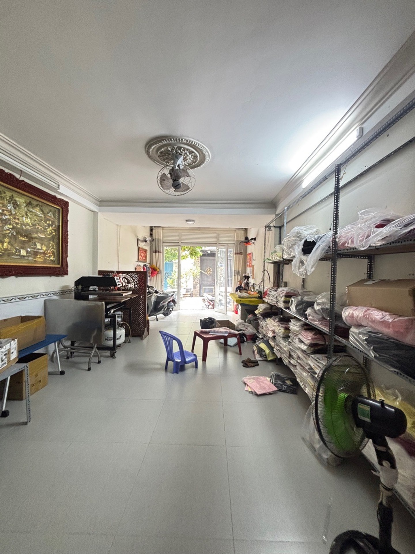 Nhà 4 Tầng Gần Aeon Bình Tân, Khu Vực Sầm Uất