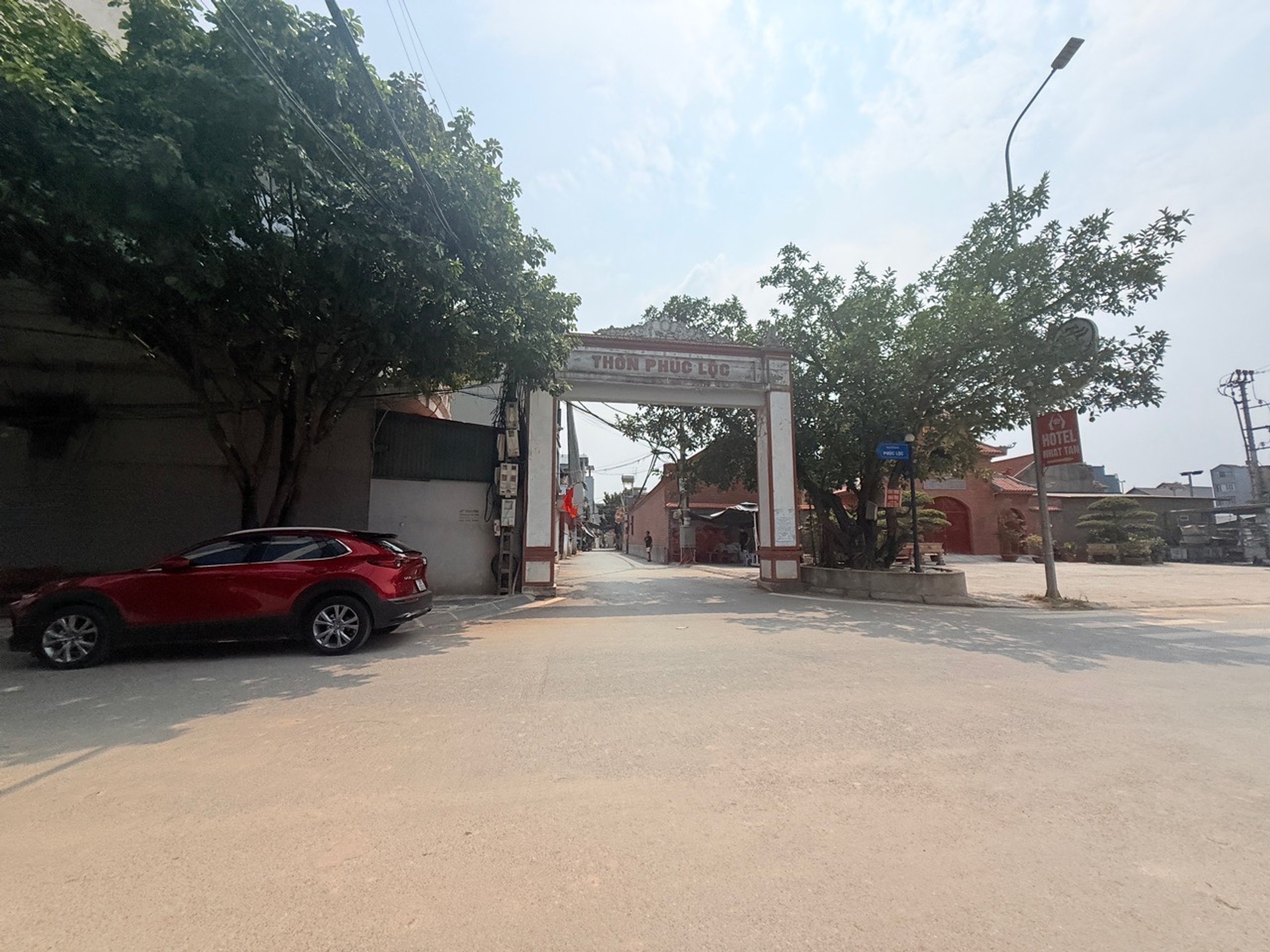 Bán nhà đẹp 3 tầng Phúc Lộc Đông anh, 42m2 ô tô đỗ cửa giá đẹp.