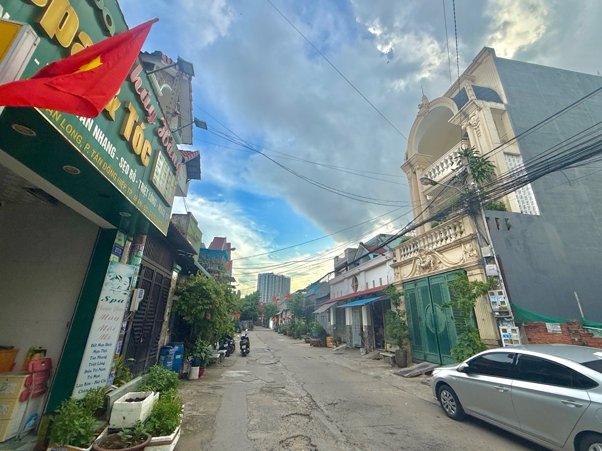 Bán nhà riêng 72m2 tại phường Tân Đông Hiệp Dĩ An, hướng Đông Nam, giá 3.8 tỷ