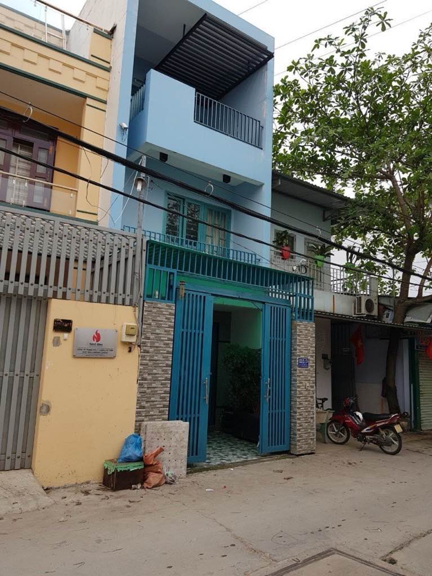 Nhà 4 Tầng Sát Mặt Tiền Quận Bình Tân - Cơ Hội Vàng Cho Gia Đình Và Kinh Doanh