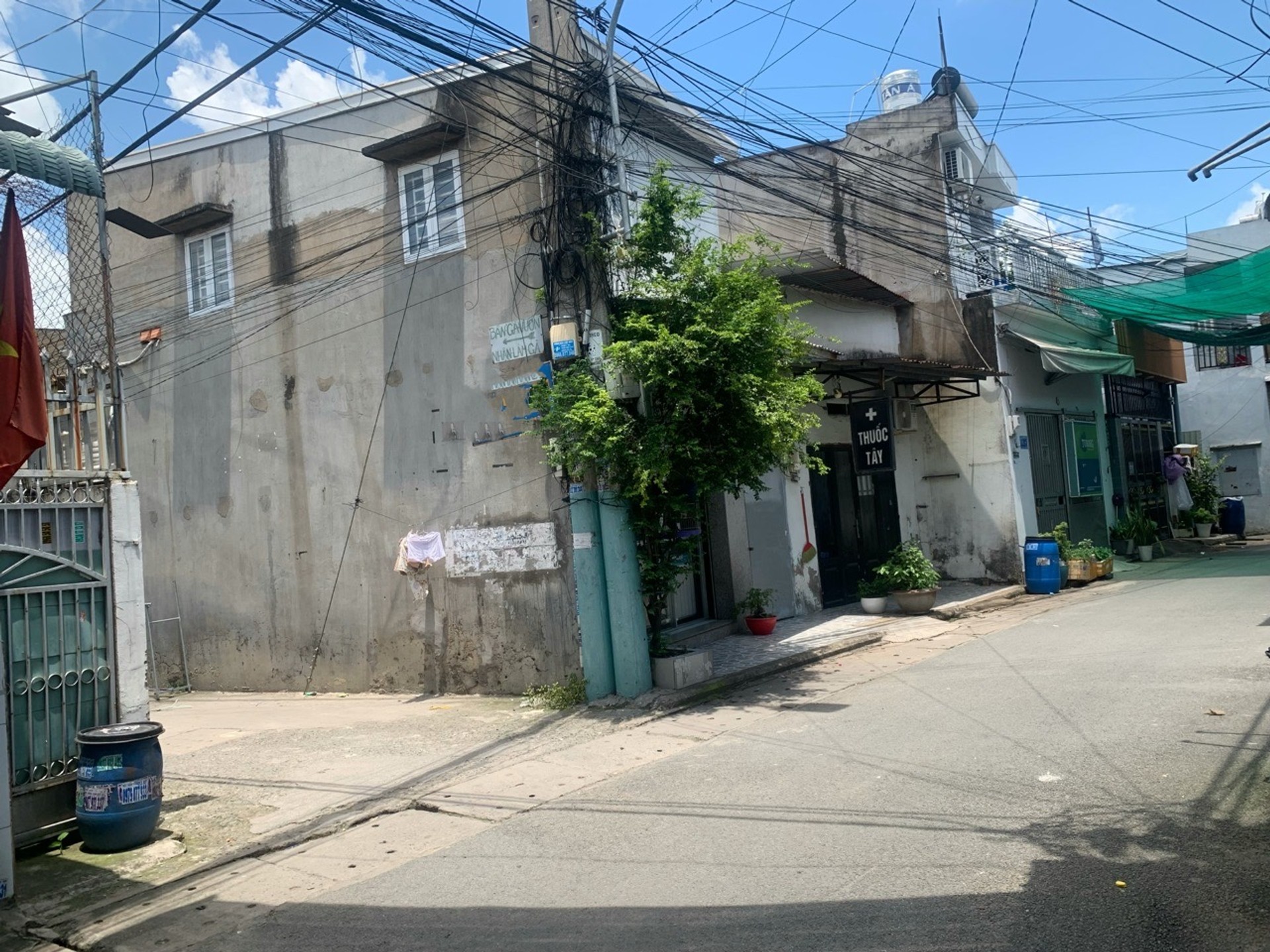 Nhà góc mặt tiền 8.5m kinh doanh sầm uất ngay nguyễn thị minh khai.sát ngã tư chiêu liêu