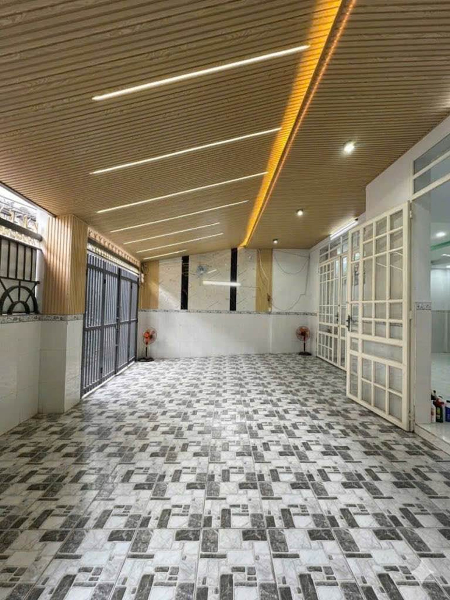 Bán nhà 2 Tầng 87m2 ( Ngang Lớn7.2m2 ) vị trí ngay khu tên lửa