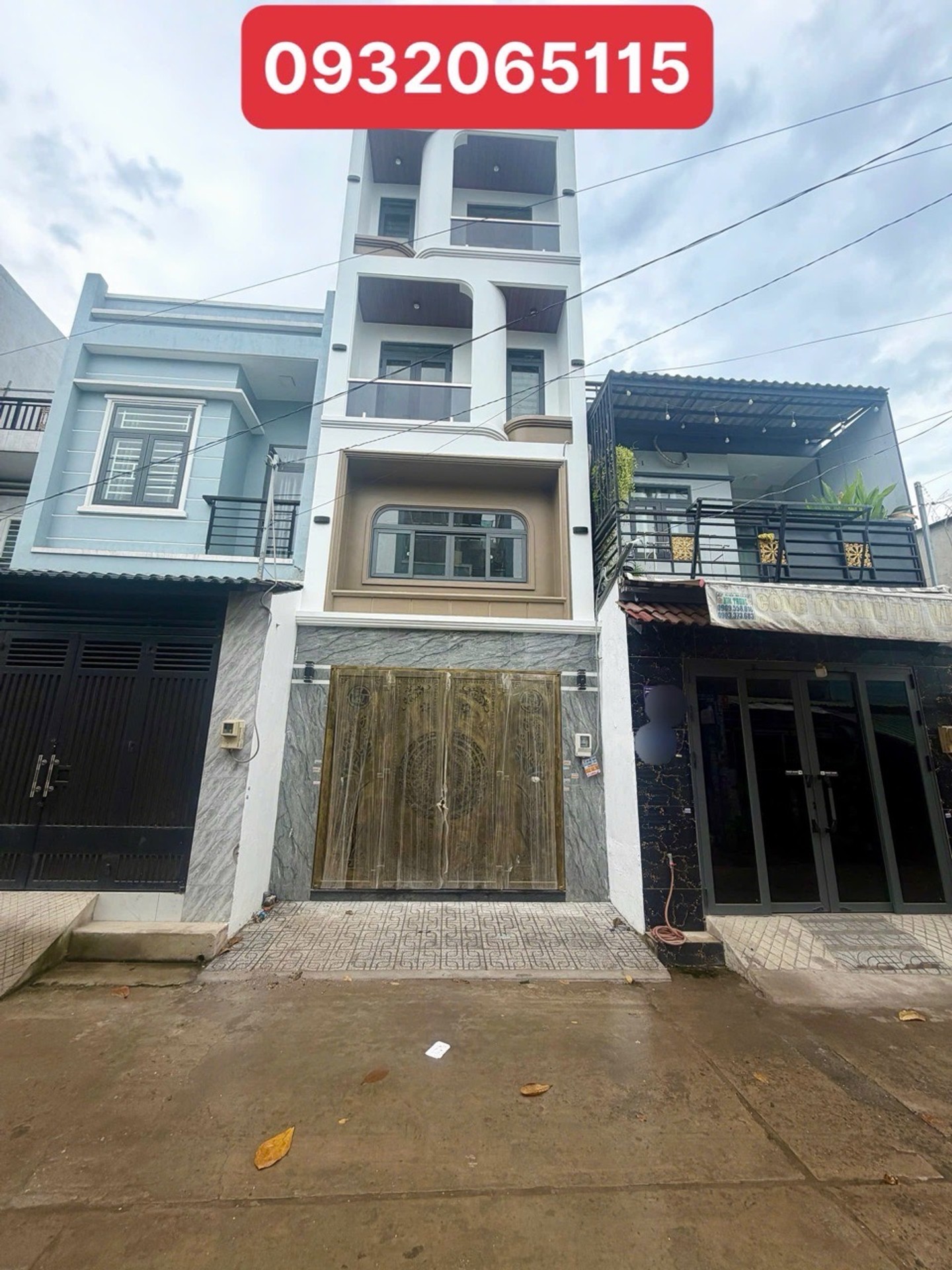 Nhà 4 tầng mới hoàn công, 4 phòng ngủ, hẻm xe hơi, 63m2 tại Cây Cám