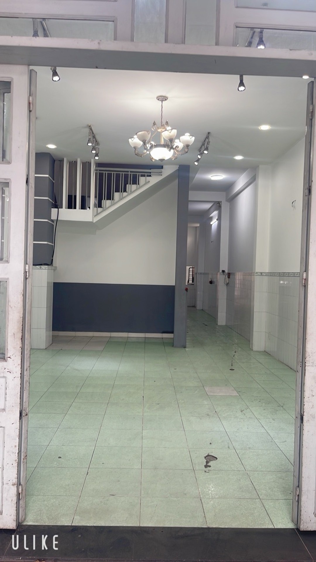 Bán nhà mặt phố 5 tầng tại Quận 12, diện tích 117.5m2