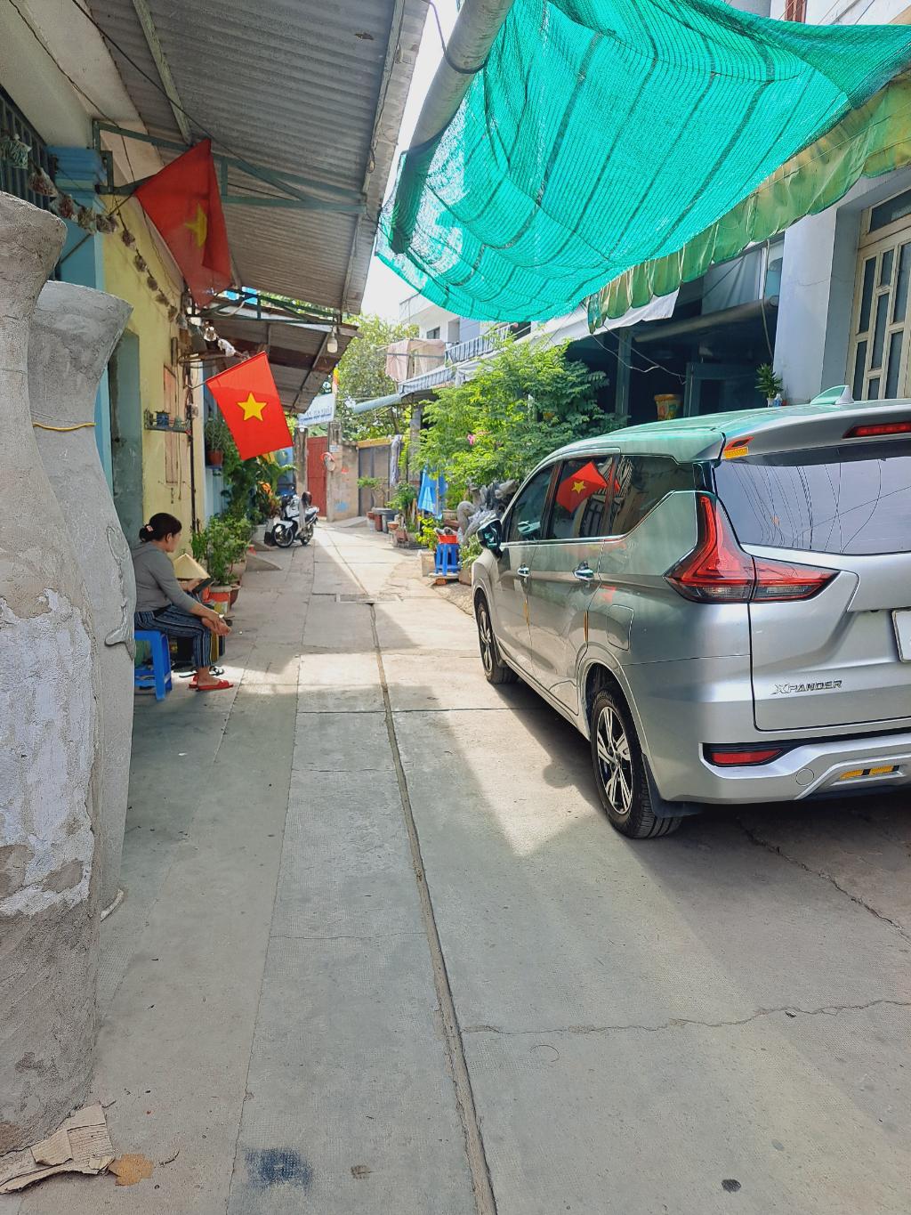 HỒ VĂN LONG HẺM XE HƠI XÂY DỰNG THẢNH 2 CĂN TRÊN DT 5,9 × 13M CHO THUÊ 9TR/ THÁNG- GIÁ BÁN 4,4 TỶ T