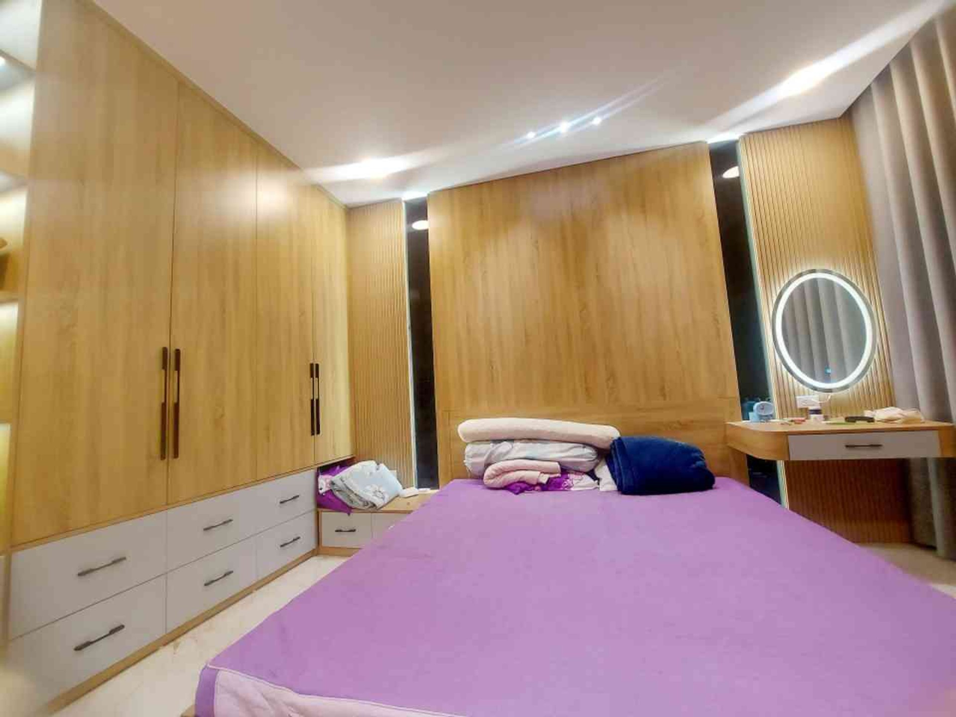 Bán nhà 5 tầng long biên HN 54m2 ngang 3.8m nhỉnh 12 tỷ