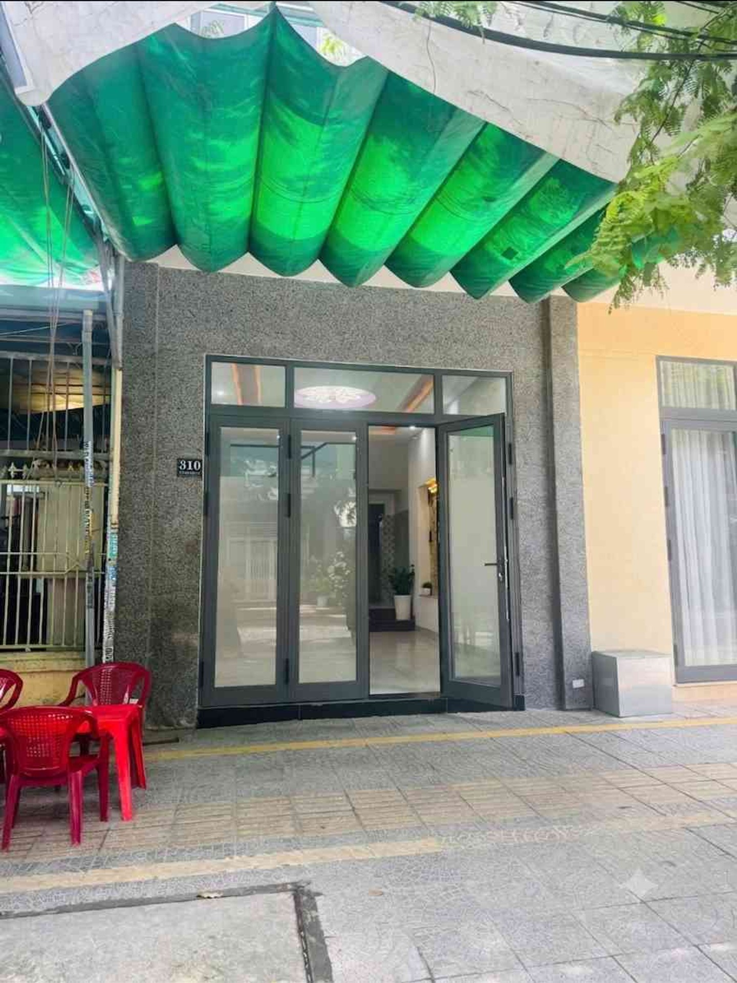 Nhà mặt tiền Huỳnh Ngọc Huệ giá cực tốt, vừa ở vừa kinh doanh