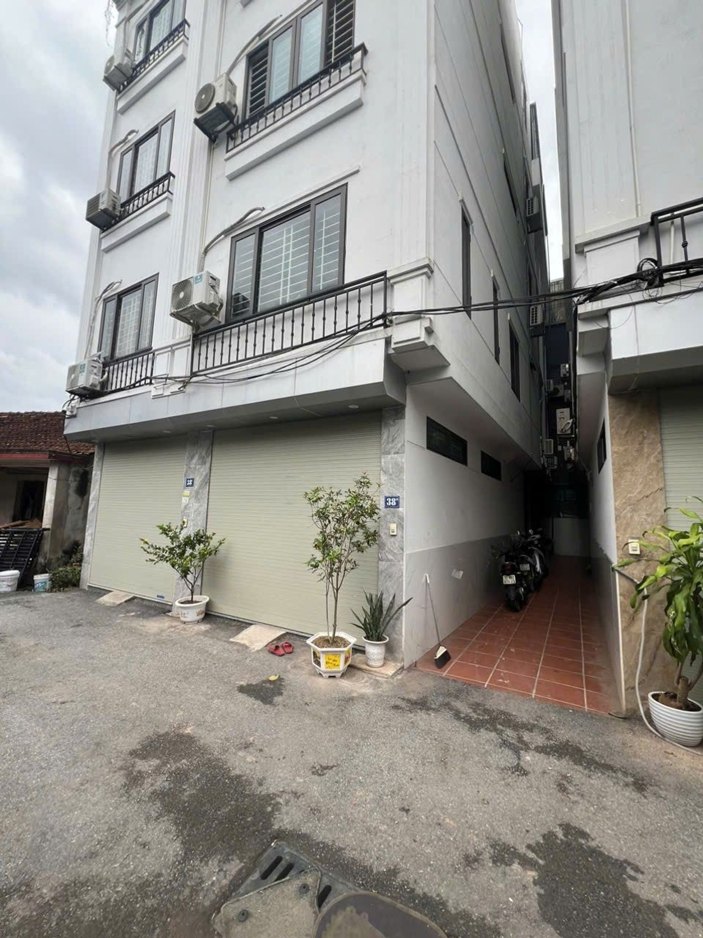 Nhà 5 tầng đẹp tại Hòa Bình, giá cực hấp dẫn