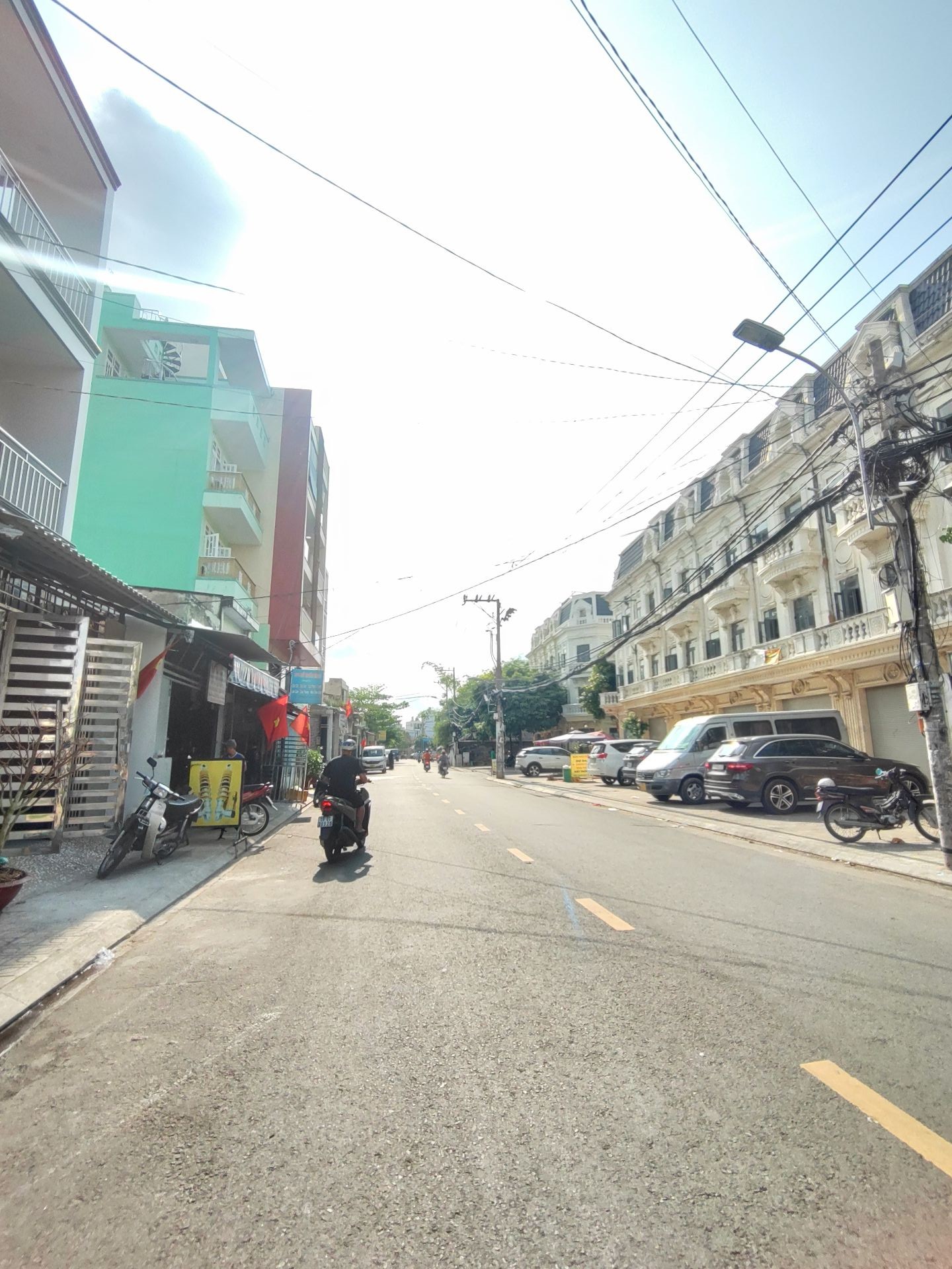 Bán nhà mặt phố 79.3m2 MT 3.9m tại Phan Anh, giá 11.3 tỷ
