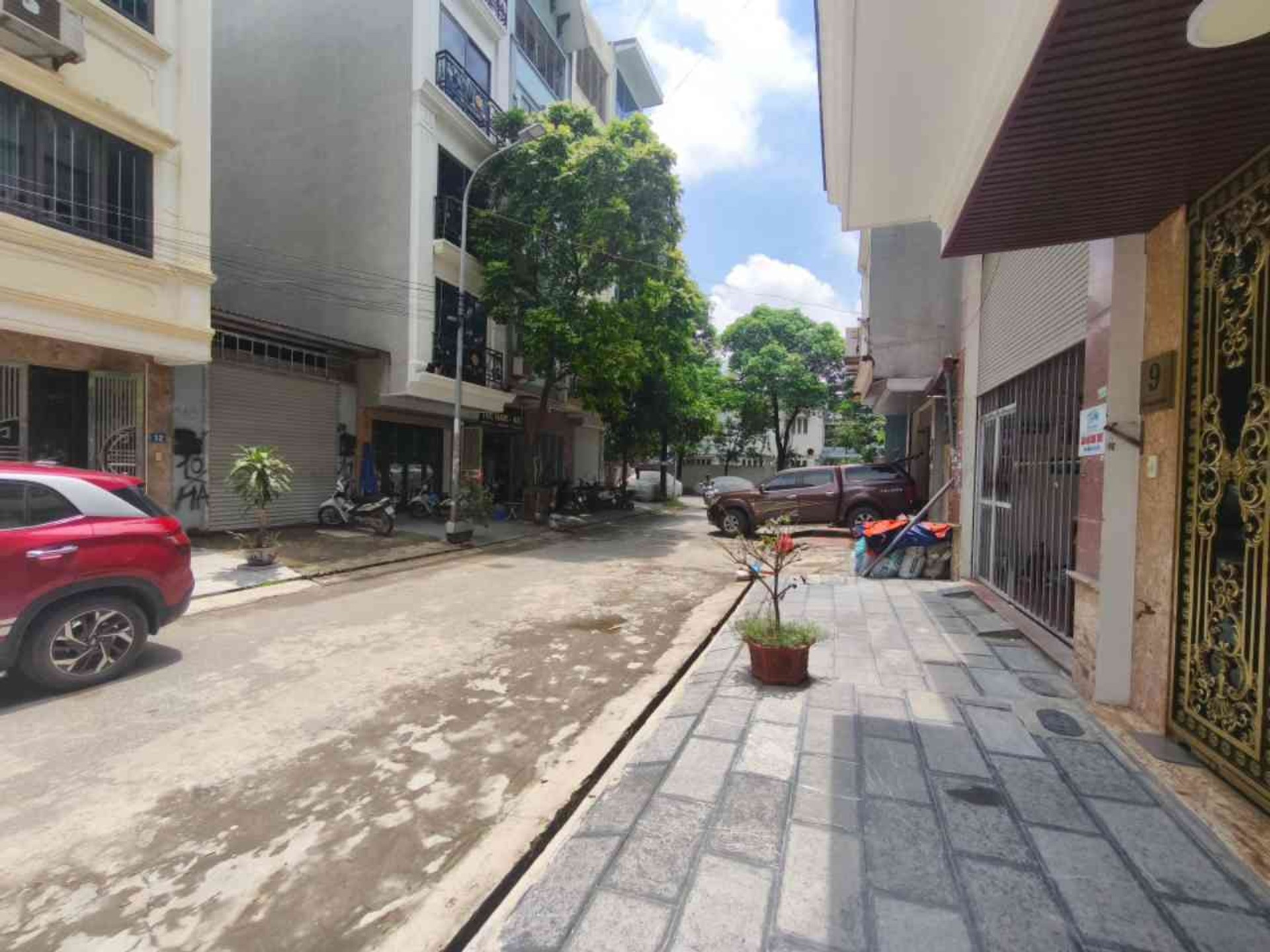 Nhà 7 tầng thang máy tiện nghi tại Phú Diễn