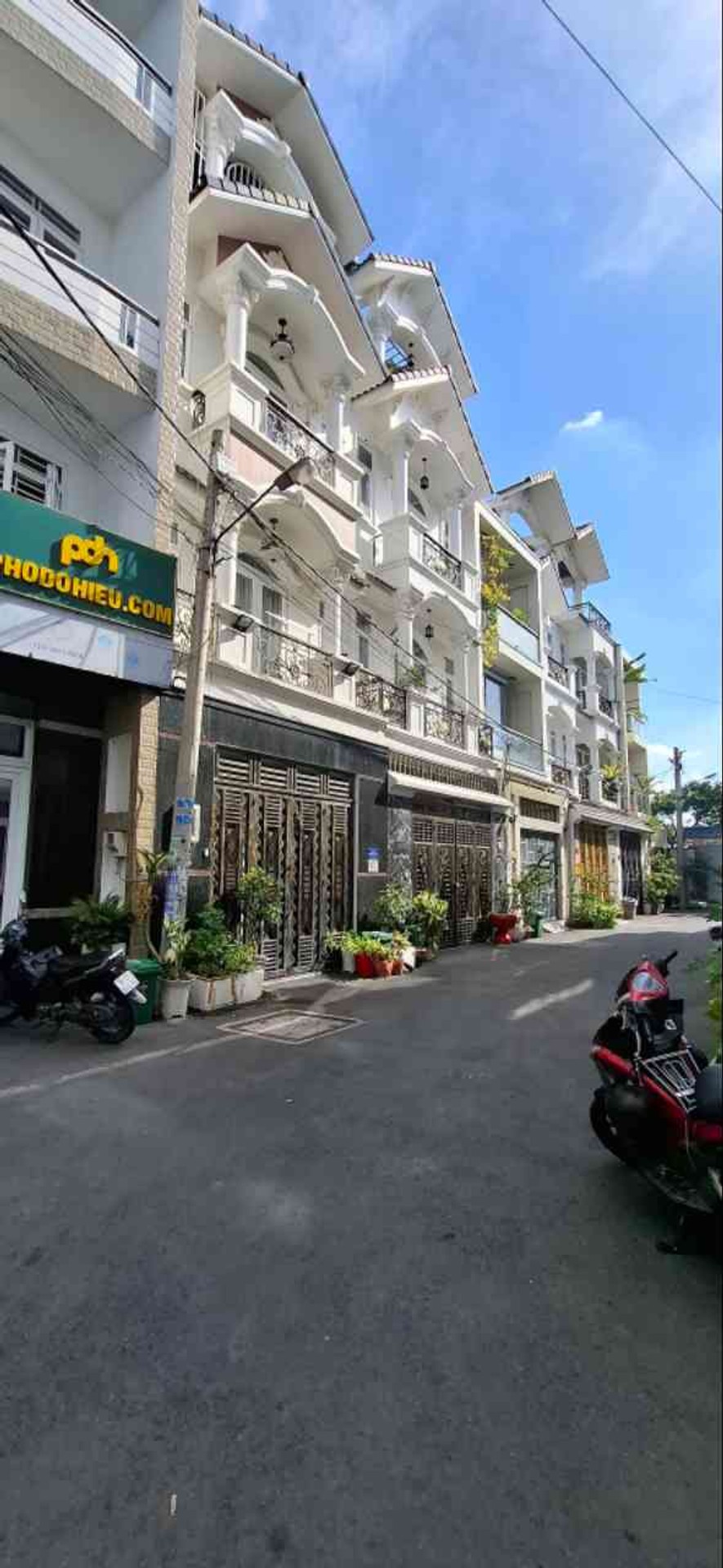 Bán nhà 4 tầng 4phòng ngủ, ngang gần 5m gần chợ Hiệp Bình, Thủ Đức giá 7.6 tỷ