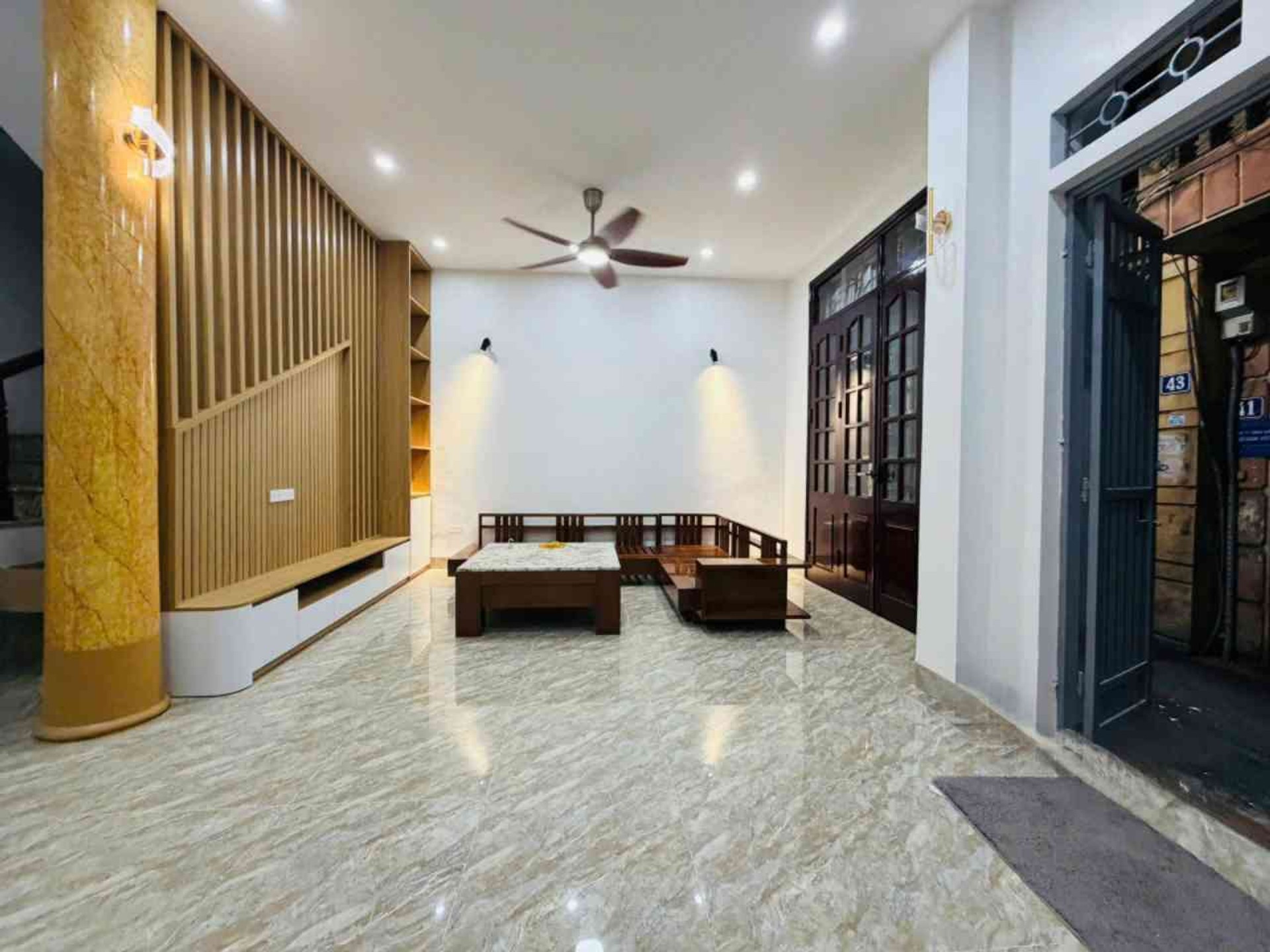 NHÀ ĐẸP HOÀNG SÂM – CẦU GIẤY – KHU DÂN TRÍ CAO – HIẾM NHÀ BÁN