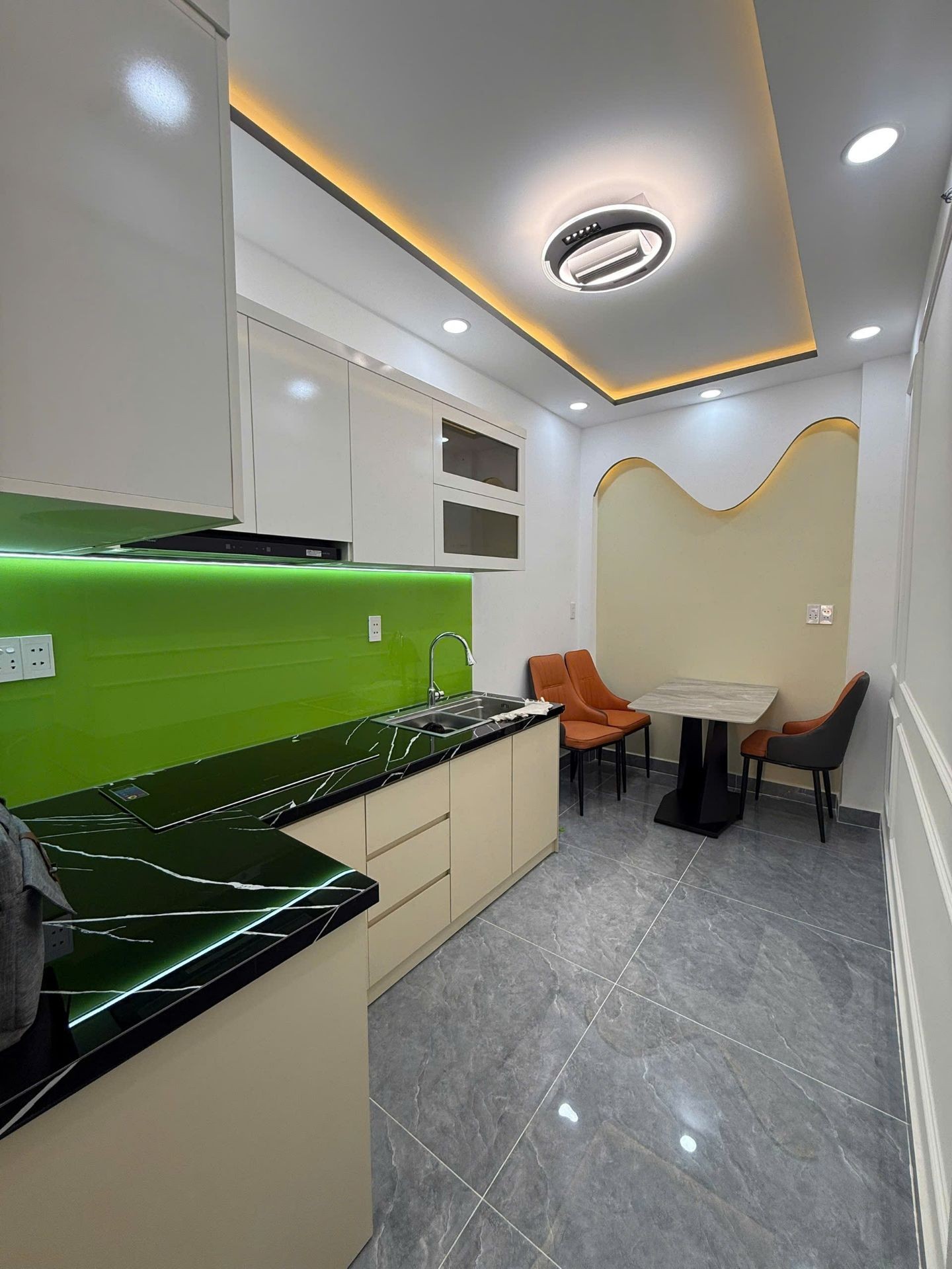 Mặt Tiền Kinh Doanh Luỹ Bán Bích - Nhà Mới SD 90m2 3tầng chỉ hơn 5ty