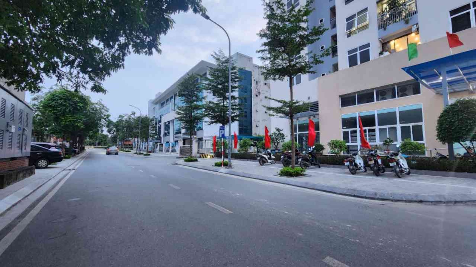 CỰC HIẾM! CHUNG CƯ TÂY HỒ, CĂN GÓC VIEW HỒ TÂY LỘNG GIÓ, THOÁNG MÁT -RỘNG 101M2 - GIÁ 11.3 TỶ