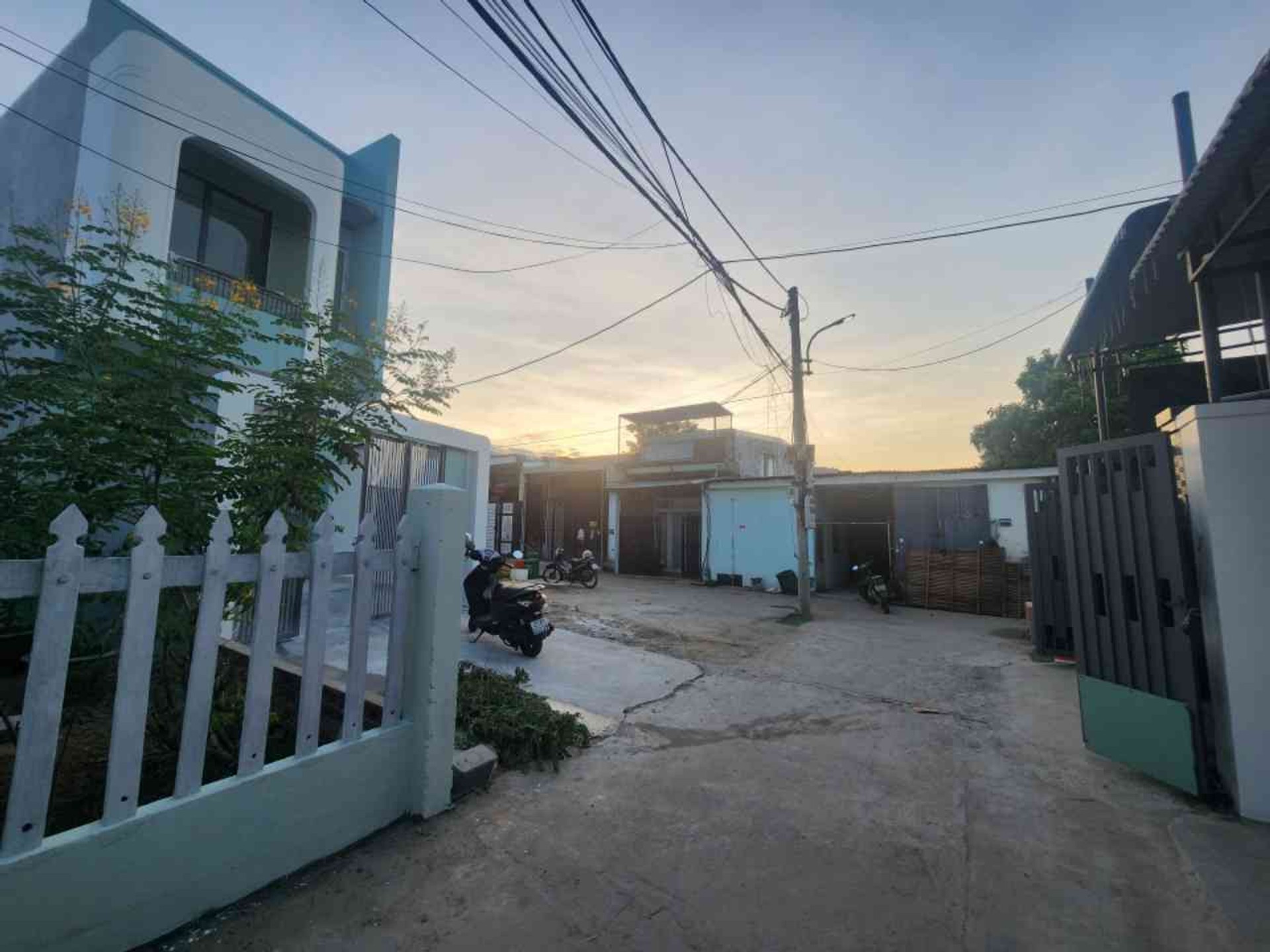 💥Bán đất kiệt ô tô, dt 115m2 gần cầu vượt Hòa Cầm, giá nhỉnh 2 tỷ.