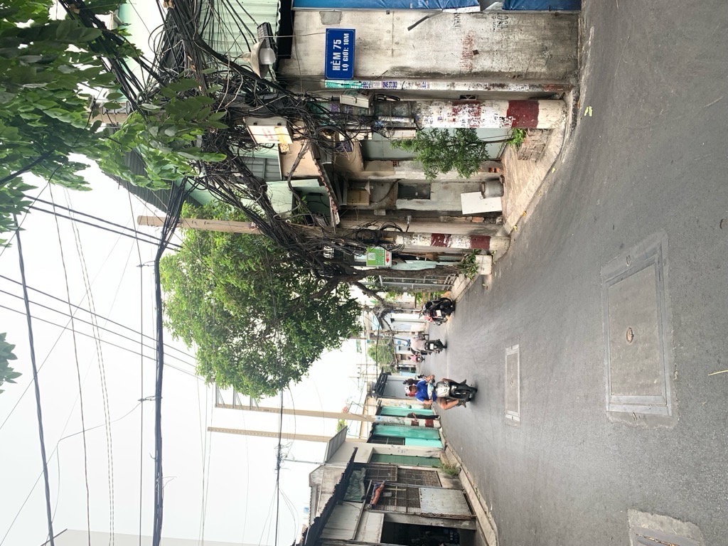 Bán nhà 2 tầng 3 phòng ngủ tại Tân Phú, gần Đầm Sen, giá 3.4 tỷ