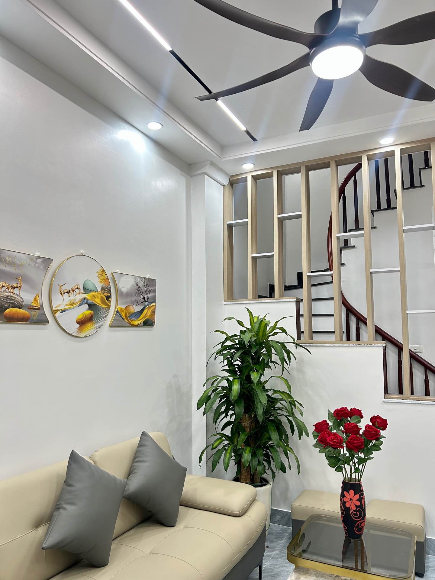 Nhà 3 tầng mặt tiền 3.4m, ô tô tránh tại Phú Lương, Hà Đông