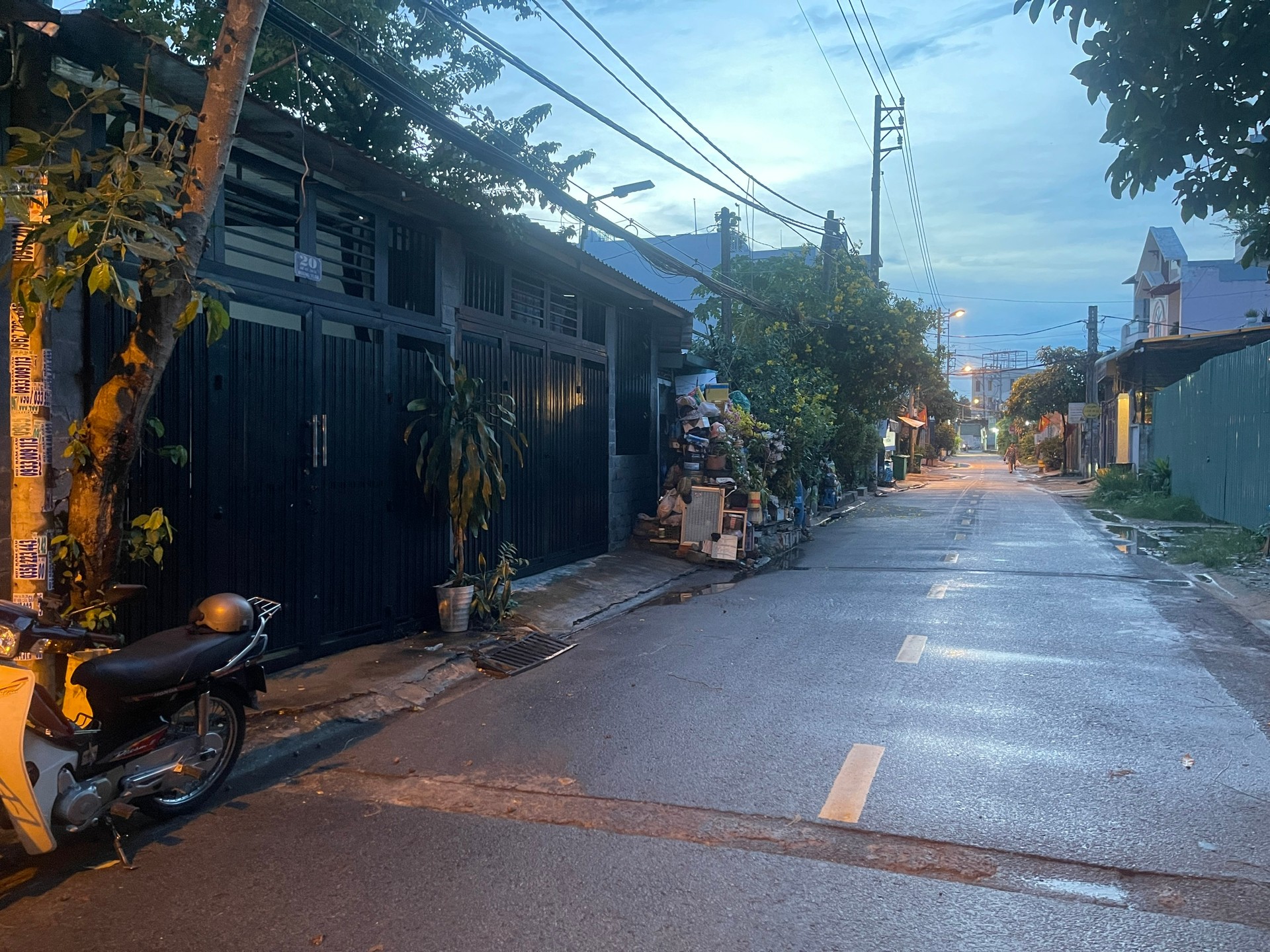 Nhà mặt tiền đường rộng tại Phường An Phú Đông, phù hợp kinh doanh và ở