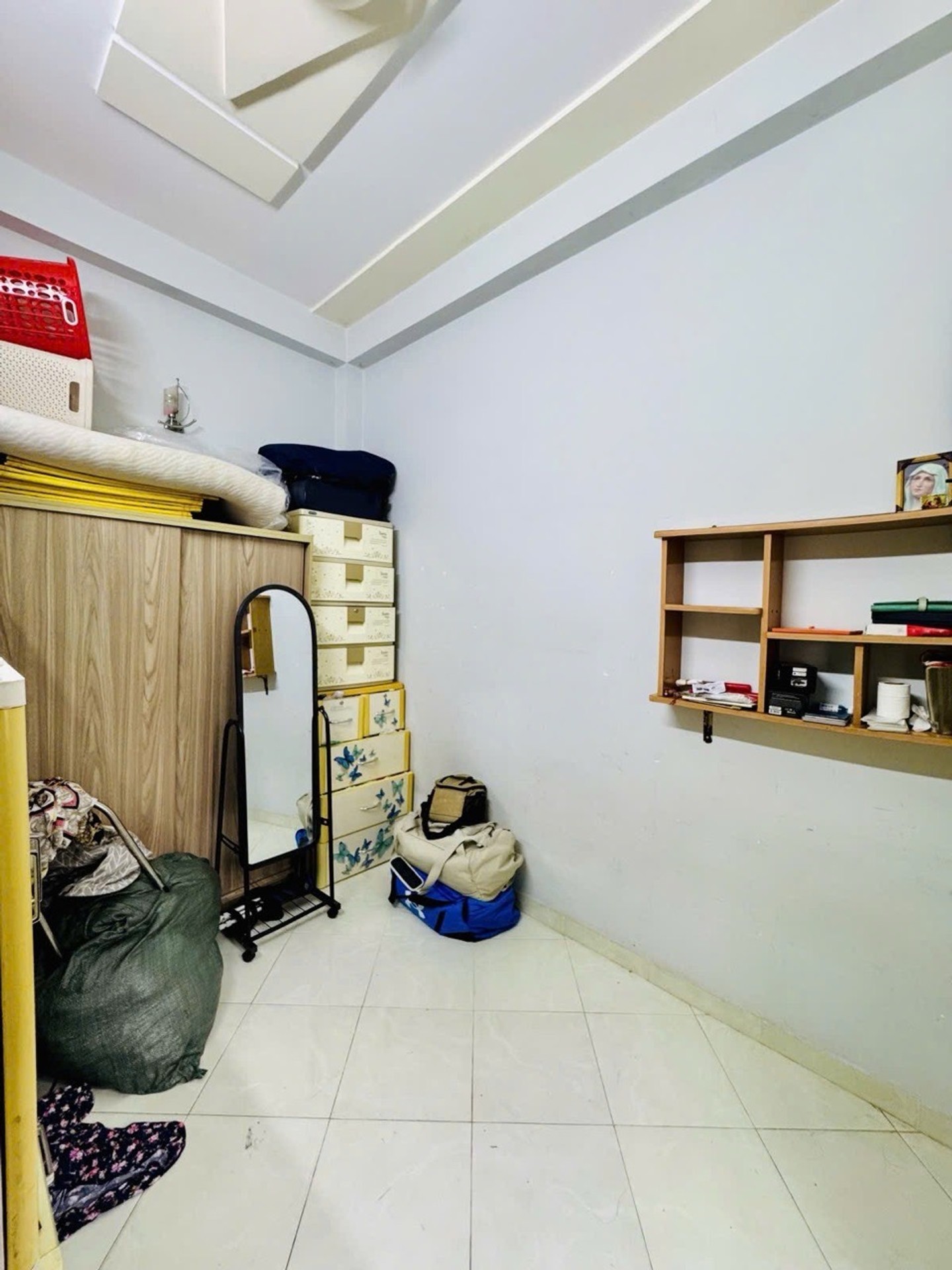 Bán nhà 3 tầng 3PN hẻm xe hơi khu Huỳnh Thiện Lộc quận Tân Bình