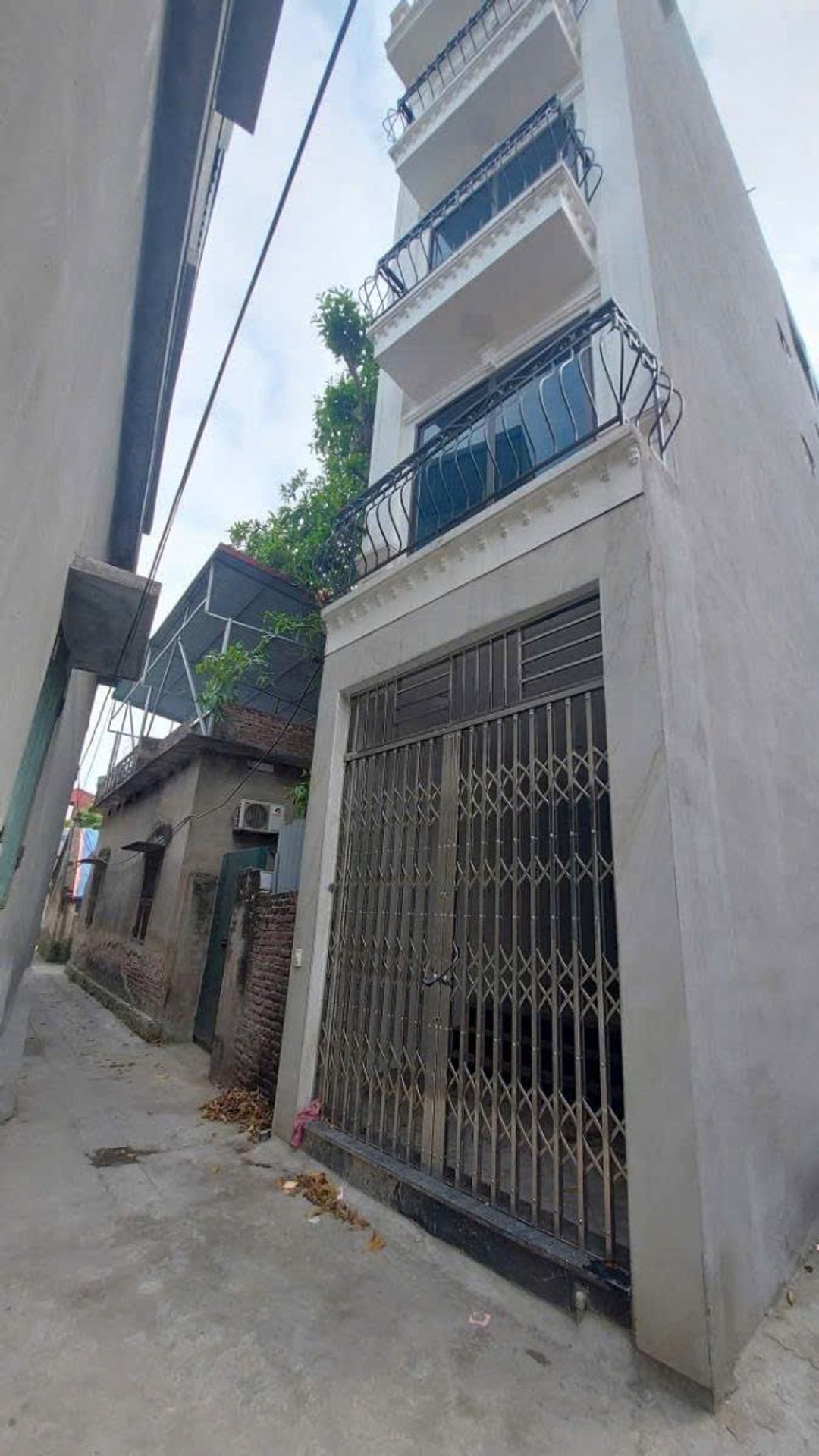 Nhà 5 Tầng Lô Góc Cực Hiếm Có Thang Máy, Đa Năng, Giá Tốt