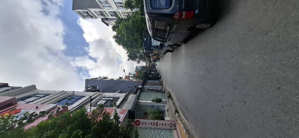 Nhà Siêu Đẹp Ngõ Rộng, View Vườn Hoa Long Biên