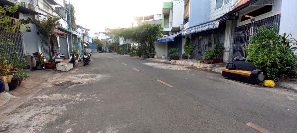 Bán nhà riêng 2 tầng, 2PN, 2PT, diện tích 48m² tại Tân Phú