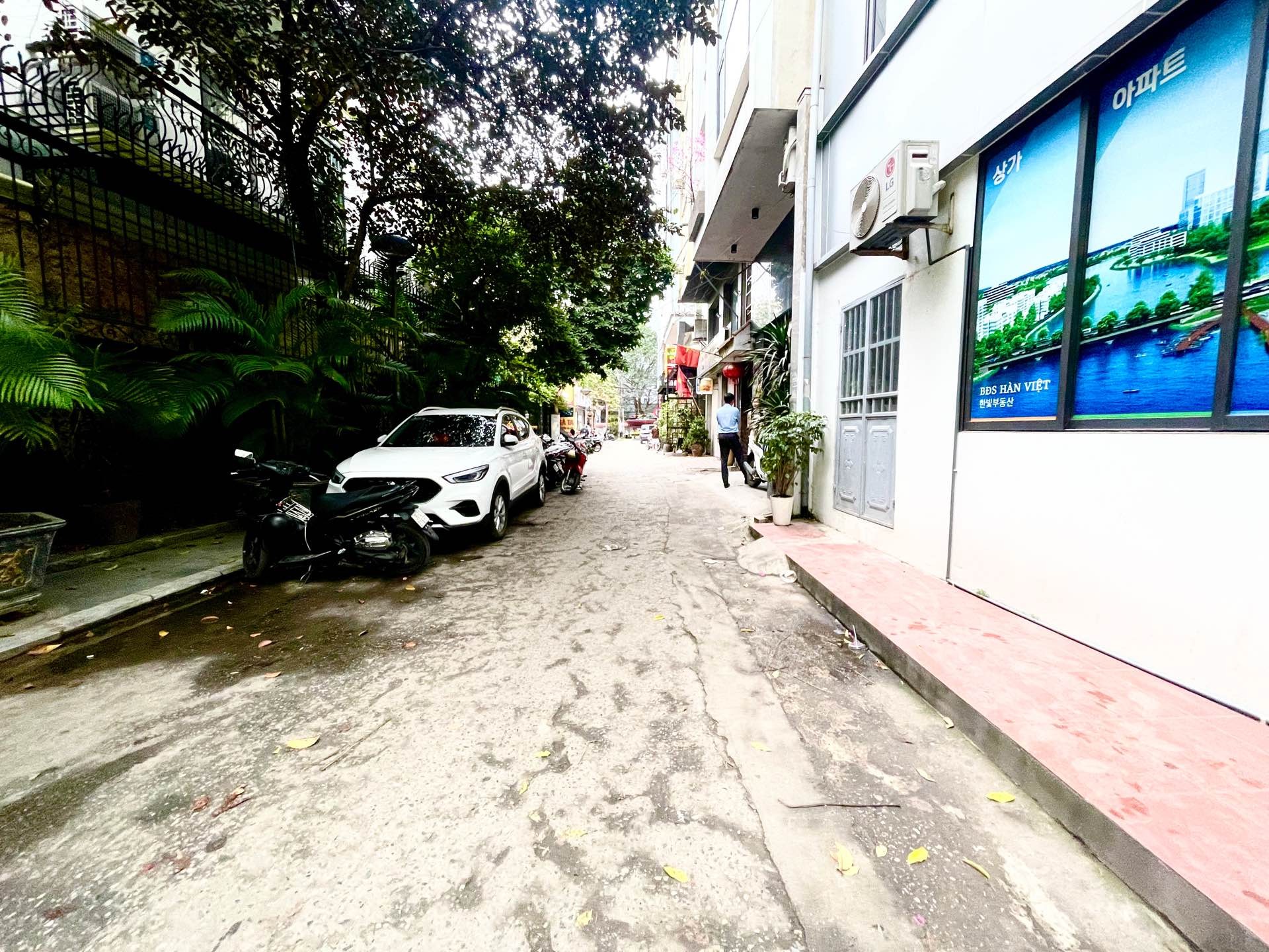 Nhà Đình Thôn 6 Tầng View Đẹp - Đón Đầu Tiềm Năng Kinh Doanh