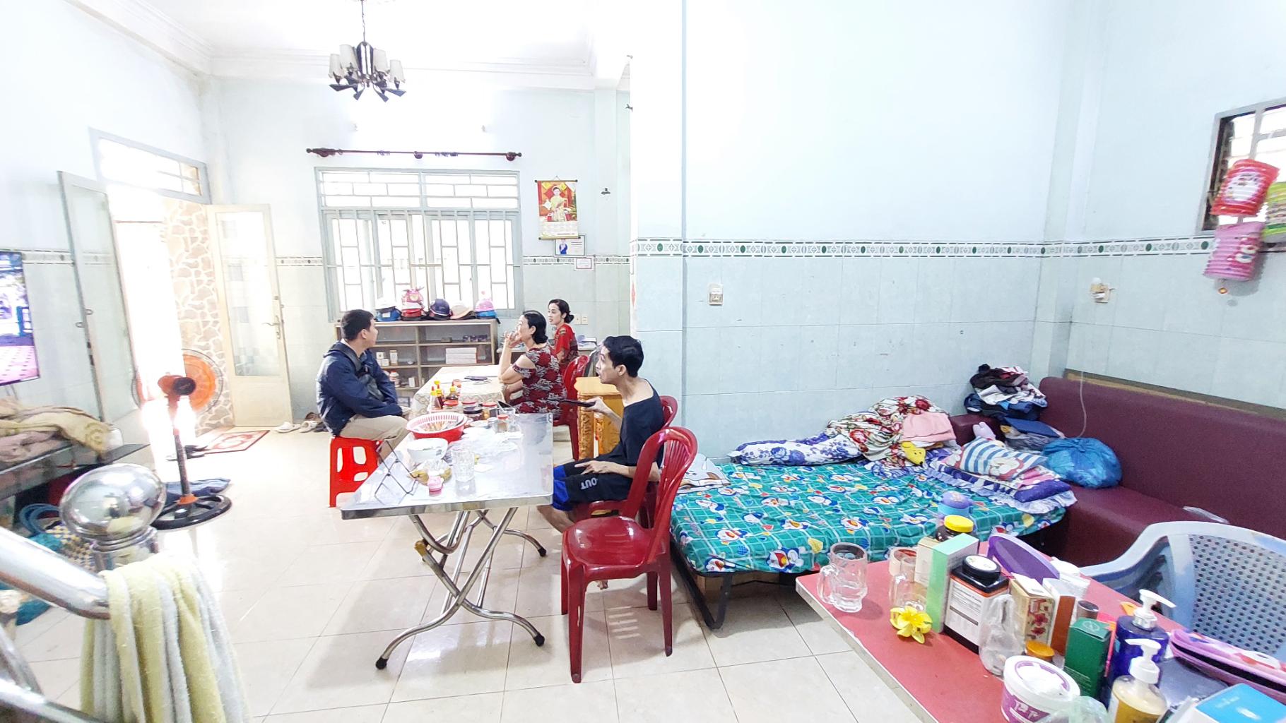 Bán nhà kết hợp phòng trọ Phường 6 Quận 6 diện tích 175 m2, mặt tiền 20 m