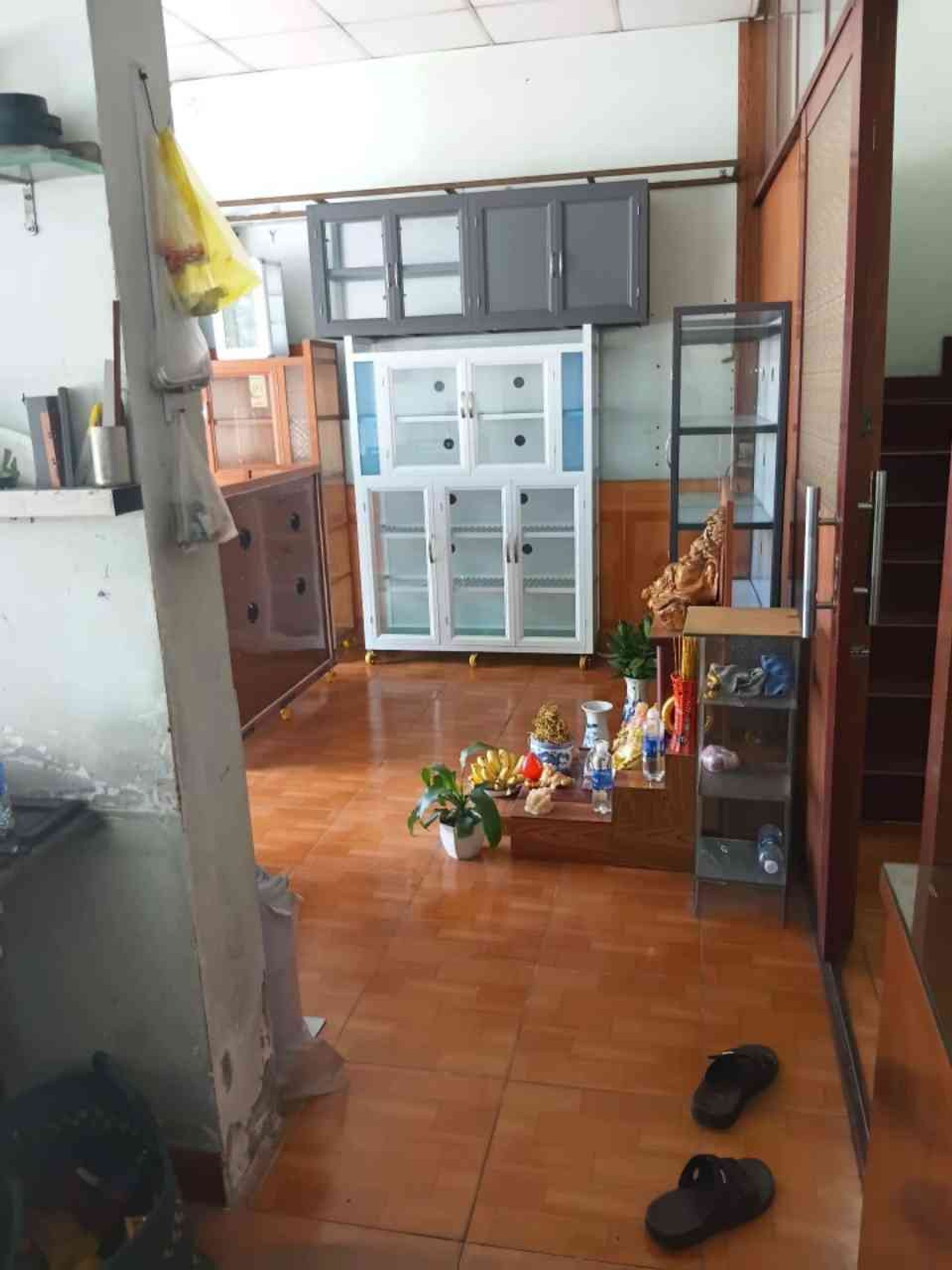 Nhà mặt tiền rộng tại Song Hành, thuận tiện kinh doanh đa ngành