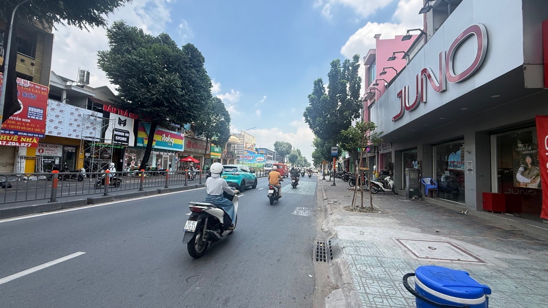 NHÀ HẺM BA GÁC 1 SẸT NGẮN QUANG TRUNG - TRUNG TÂM NGÃ 5 CHUỒNG CHÓ