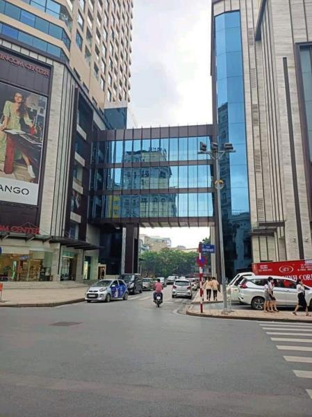 Bán nhà mặt phố Bùi Thị Xuân 9 tầng thang máy gần Bà Triệu, Triệu Việt Vương