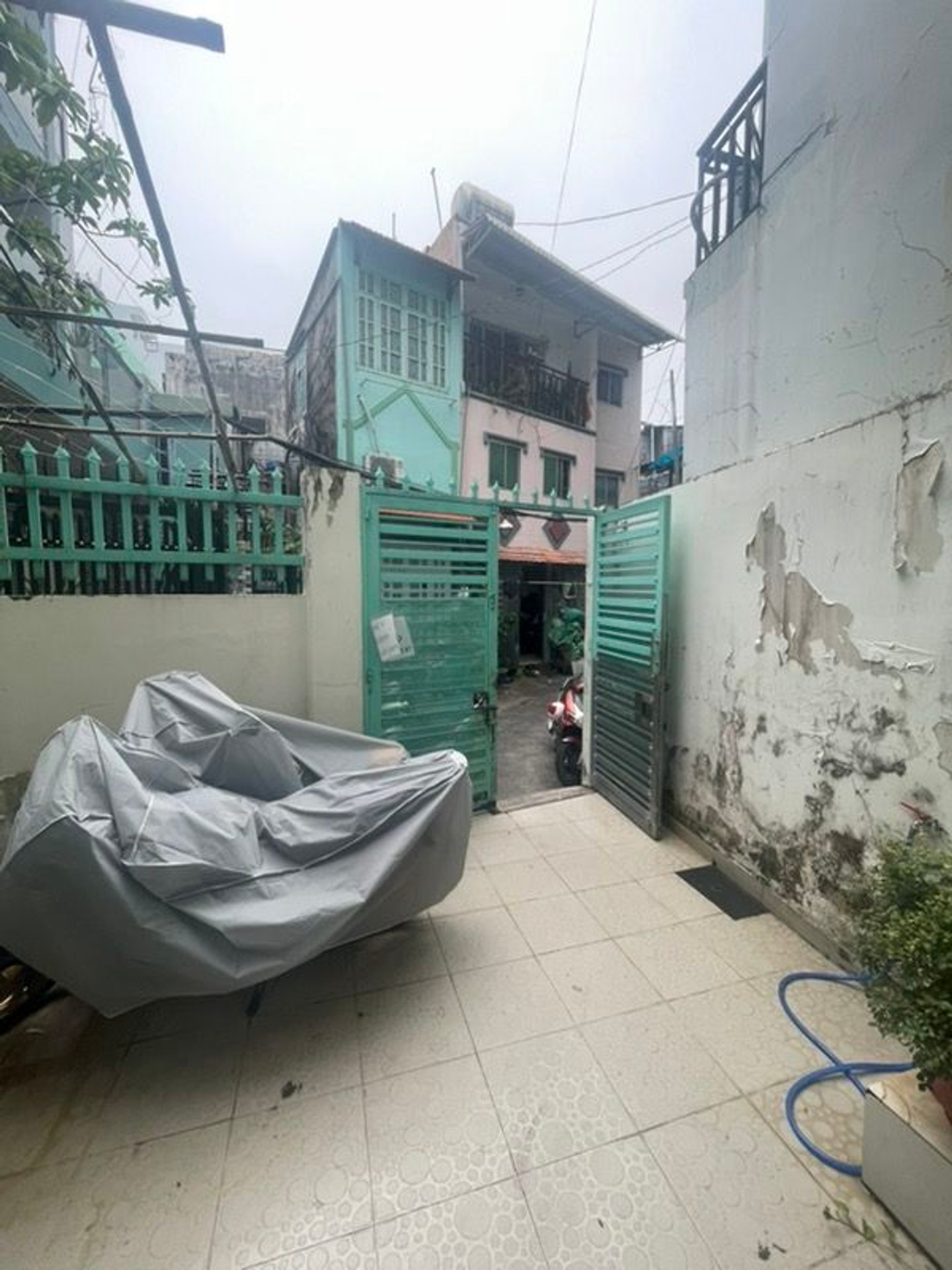 Bán nhà riêng 4 tầng 98m2 tại Quận 4 giá 9,x tỷ