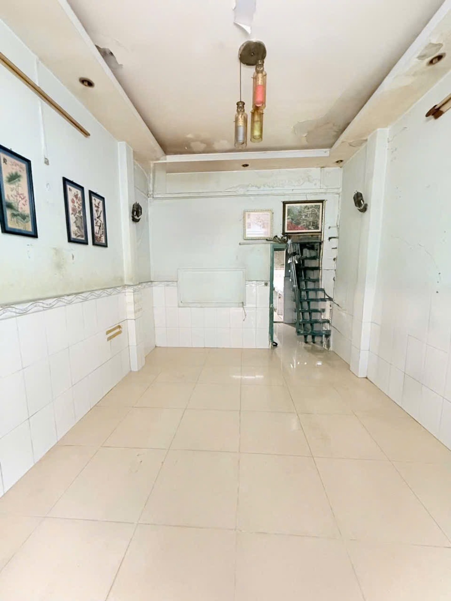 Bán nhà riêng 33,3m2 gần mặt tiền Đoàn Văn Bơ Quận 4